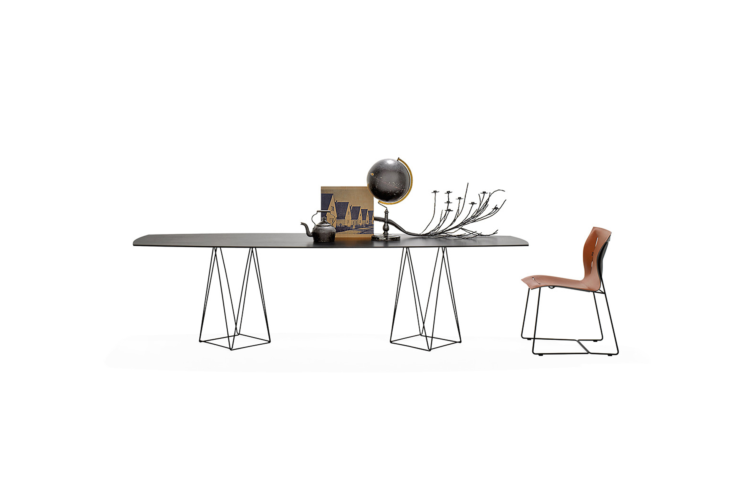 开云（中国） - 桌几|餐桌|办公家具|设计师家具|Joco 餐桌