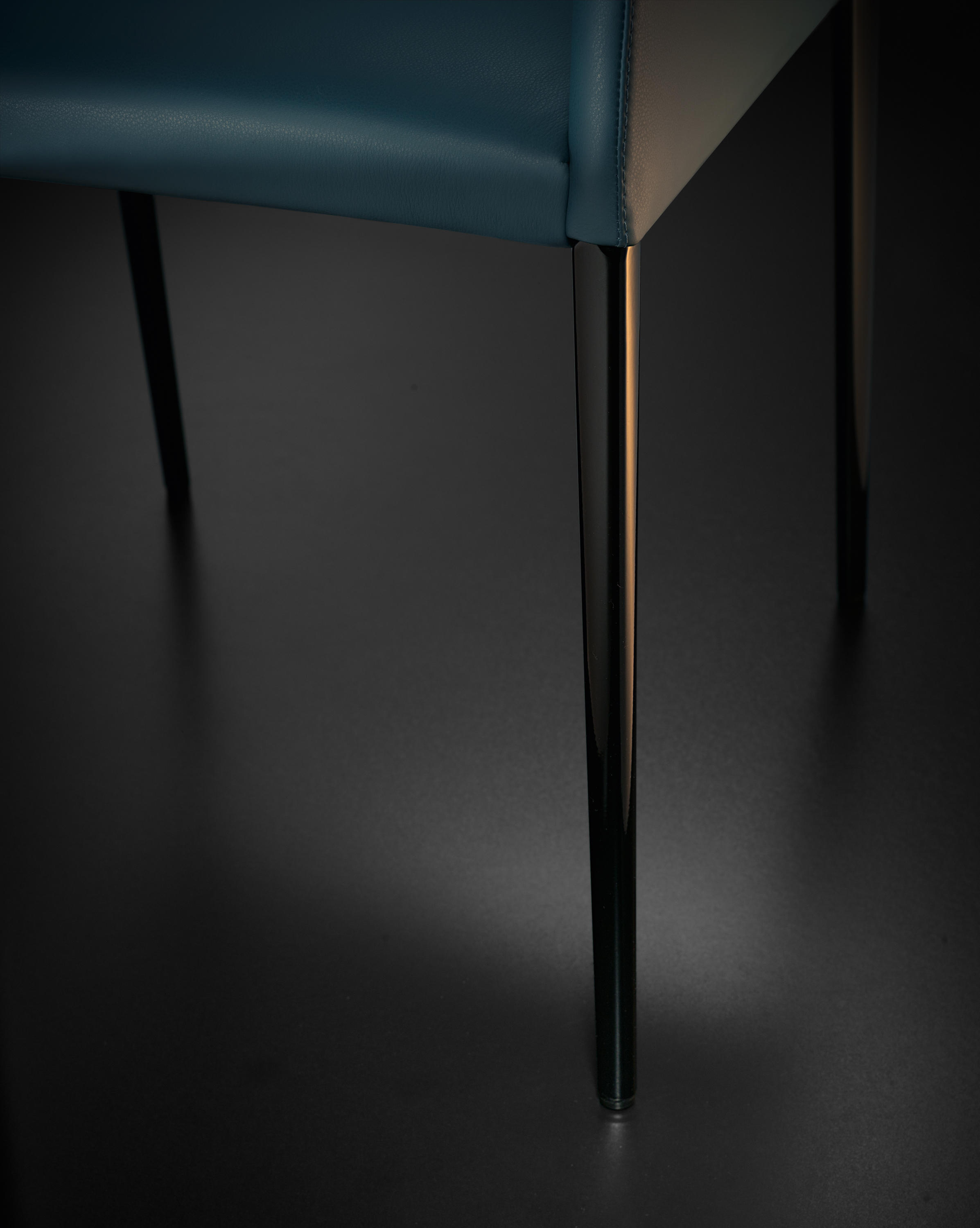 开云（中国） - 坐具|餐椅|办公家具|设计师家具|迪恩餐椅