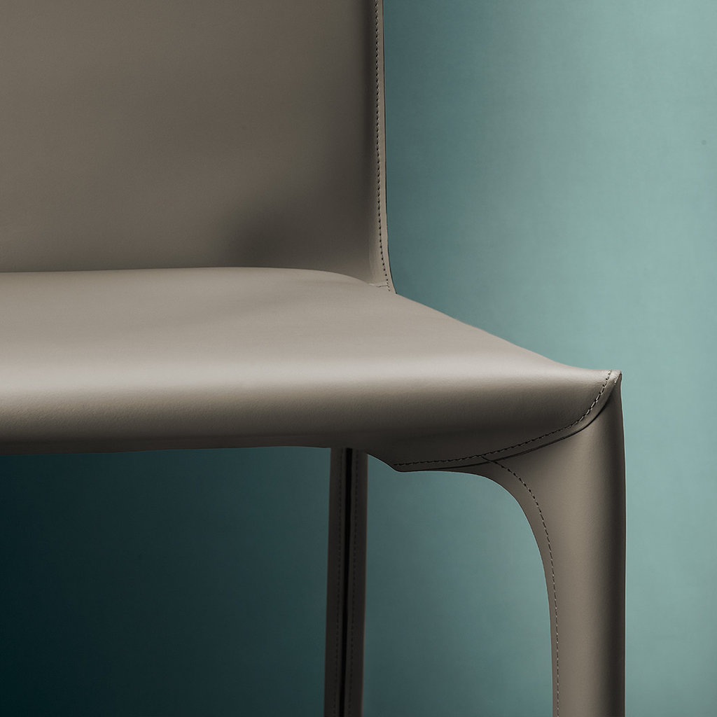 开云（中国） - 坐具|餐椅|办公家具|设计师家具|SADDLE餐椅