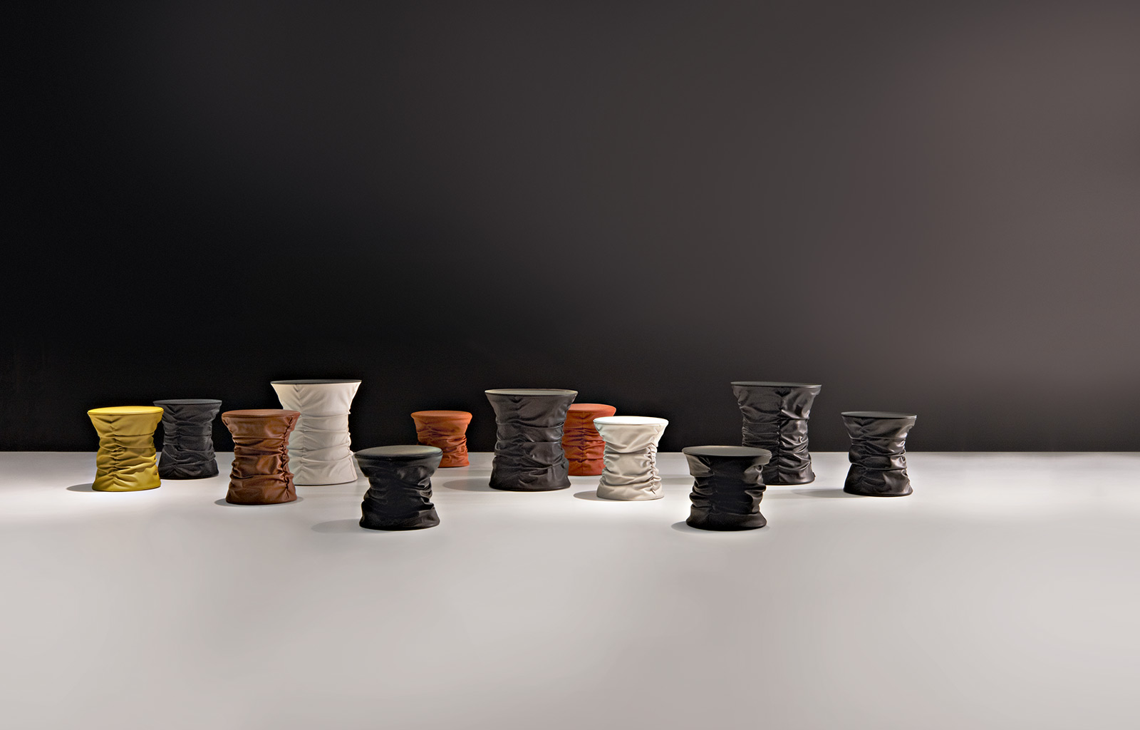 开云（中国） - 桌几|茶几/边几|办公家具|设计师家具|风箱茶几