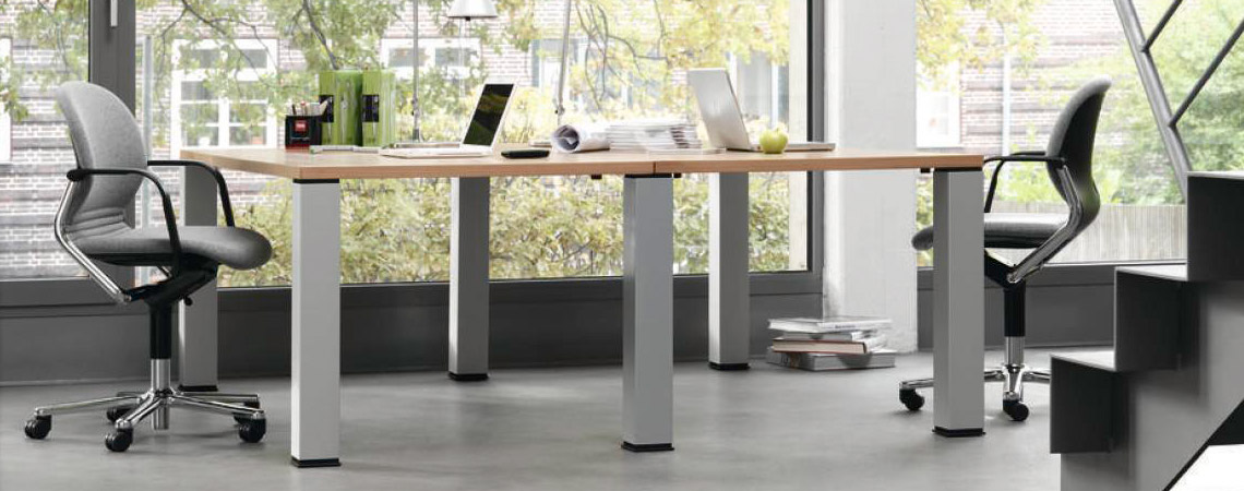 开云（中国） - 坐具|吧椅/凳子|办公家具|设计师家具|FS-Line 211/1 吧椅