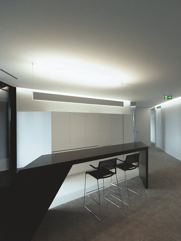 开云（中国） - 坐具|吧椅/凳子|办公家具|设计师家具|艾琳230/5 吧椅