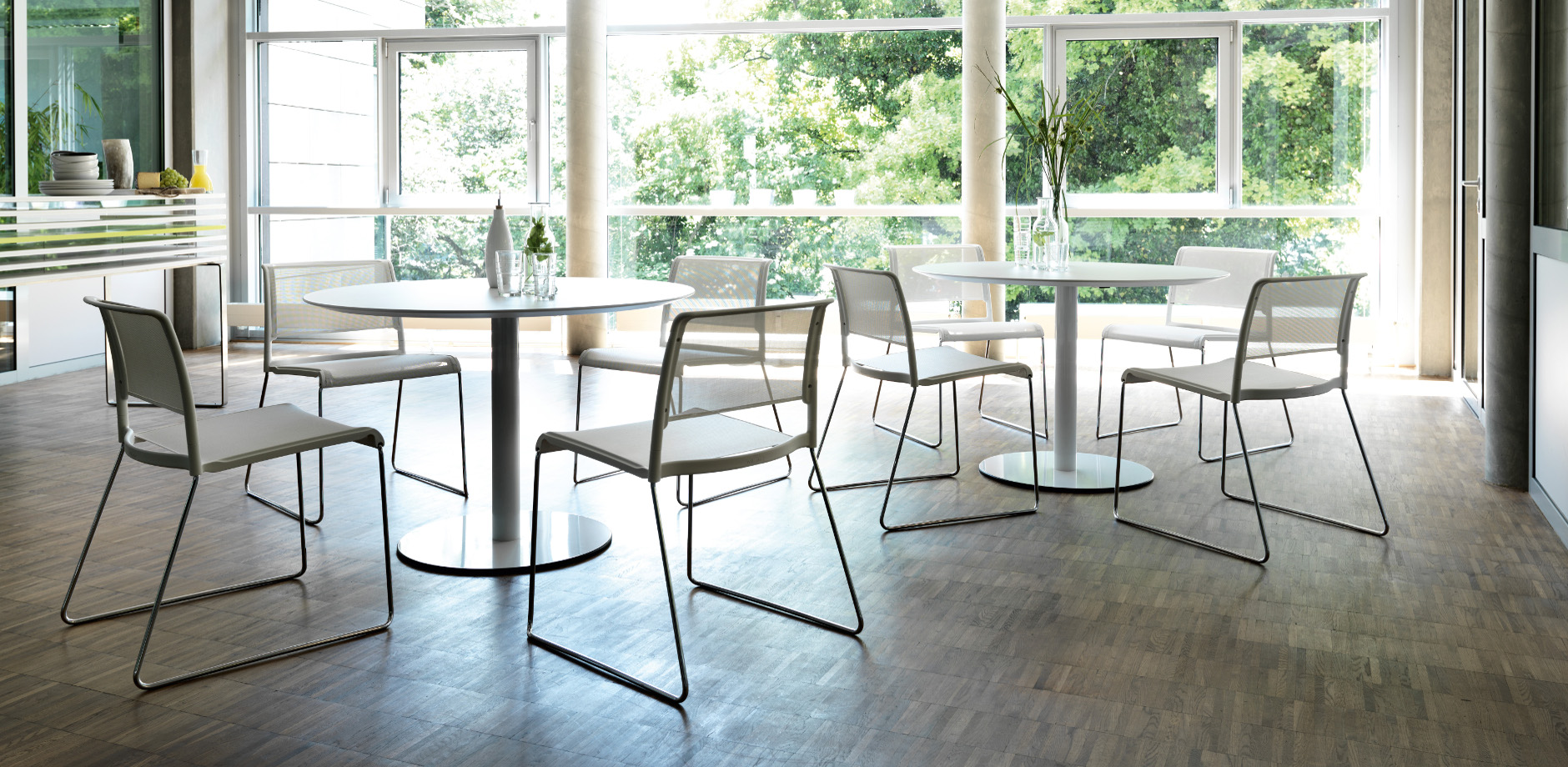 开云（中国） - 桌几|咖啡桌|办公家具|设计师家具|艾琳咖啡桌