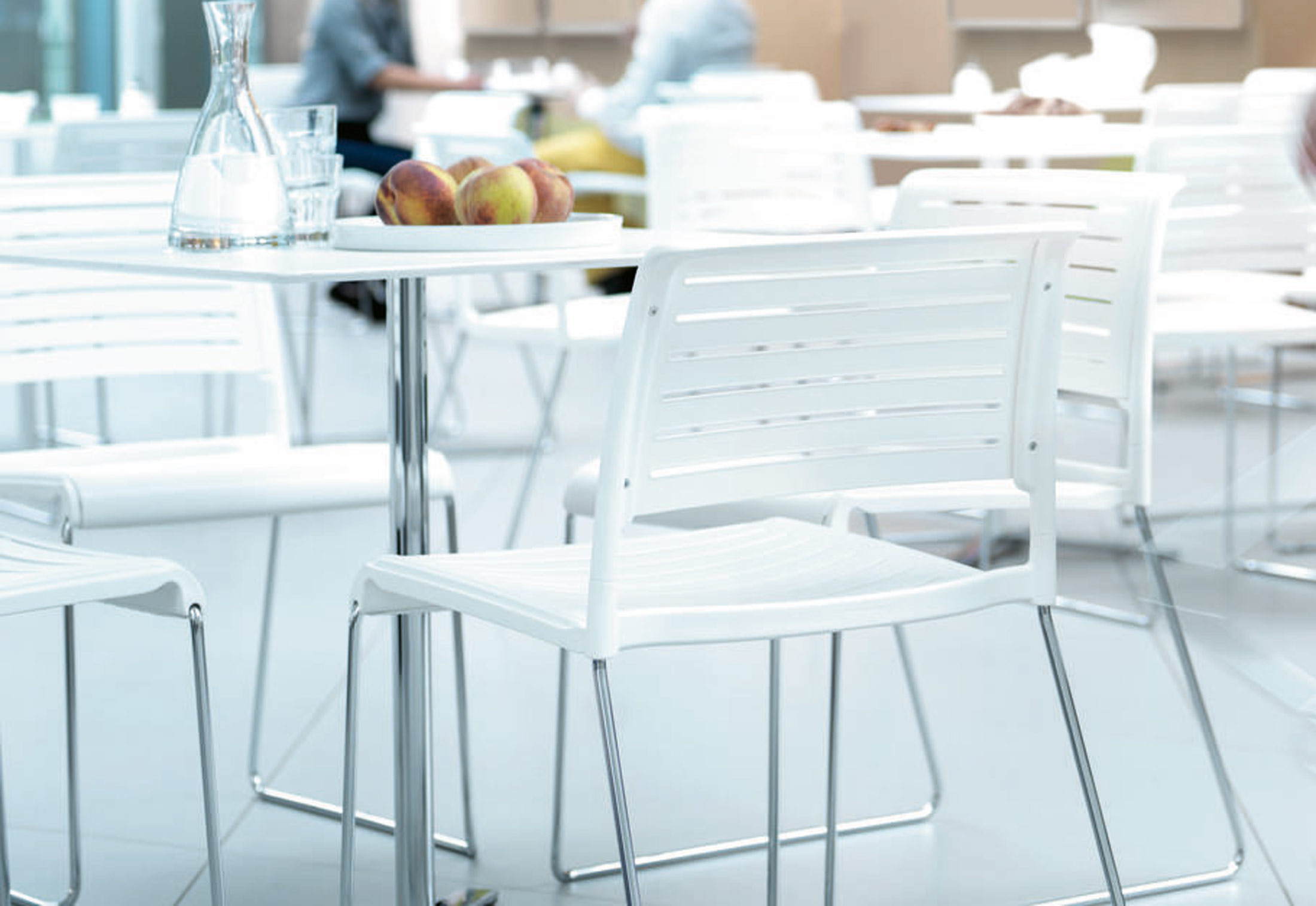 开云（中国） - 桌几|咖啡桌|办公家具|设计师家具|艾琳咖啡桌