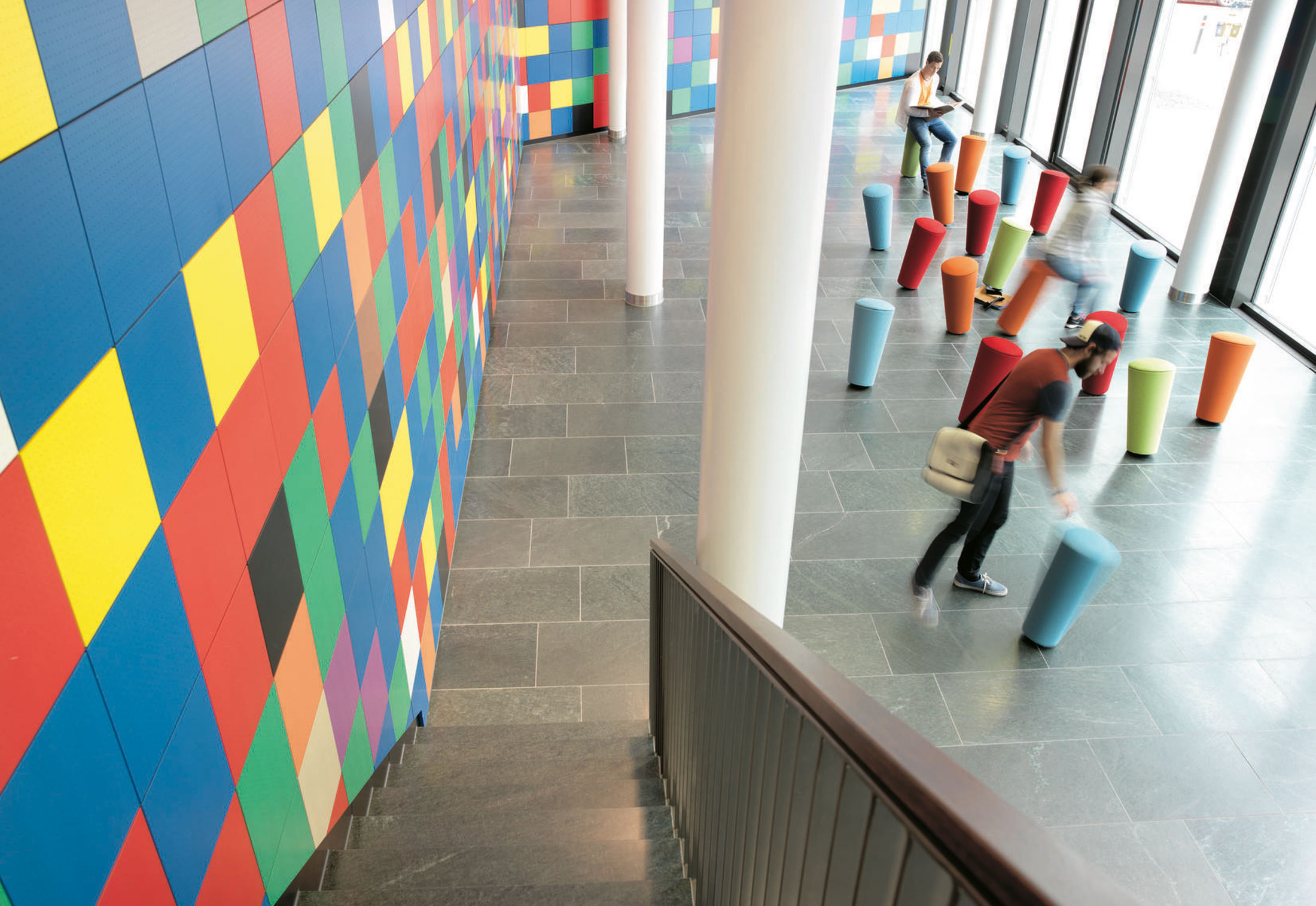 开云（中国） - 坐具|吧椅/凳子|办公家具|设计师家具|直立摇摆凳