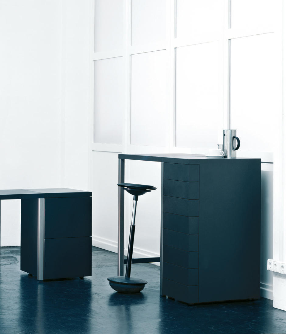 开云（中国） - 坐具|吧椅/凳子|办公家具|设计师家具|斯蒂茨摇摆凳