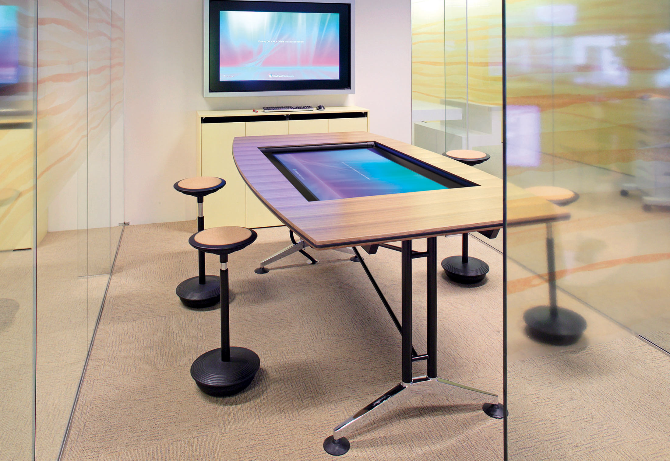 开云（中国） - 坐具|吧椅/凳子|办公家具|设计师家具|斯蒂茨摇摆凳