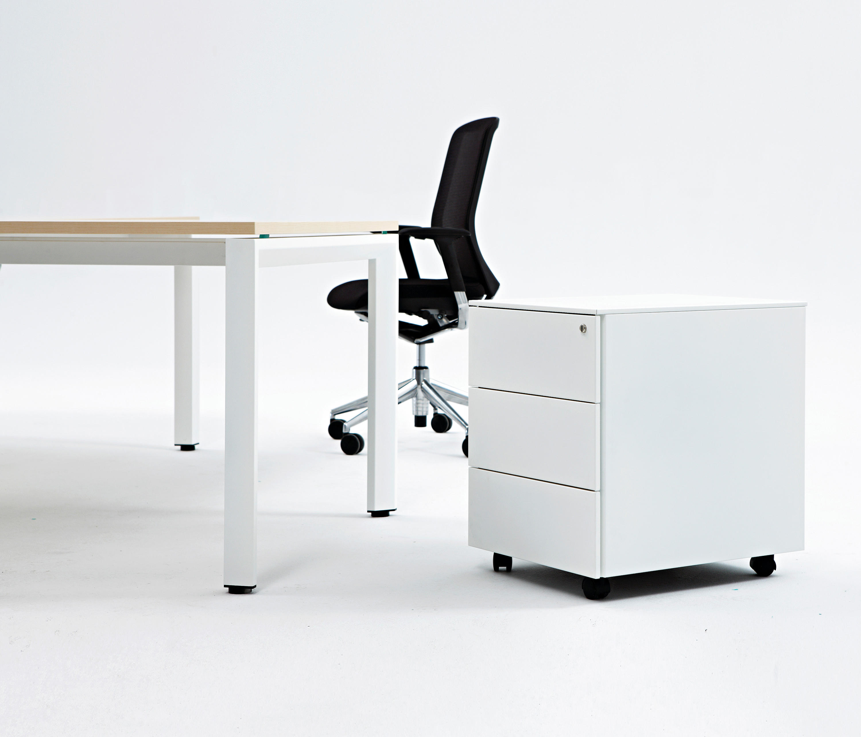 办公台|时尚大班台|办公家具|设计师家具|VITAL PLUS ST行政桌系列