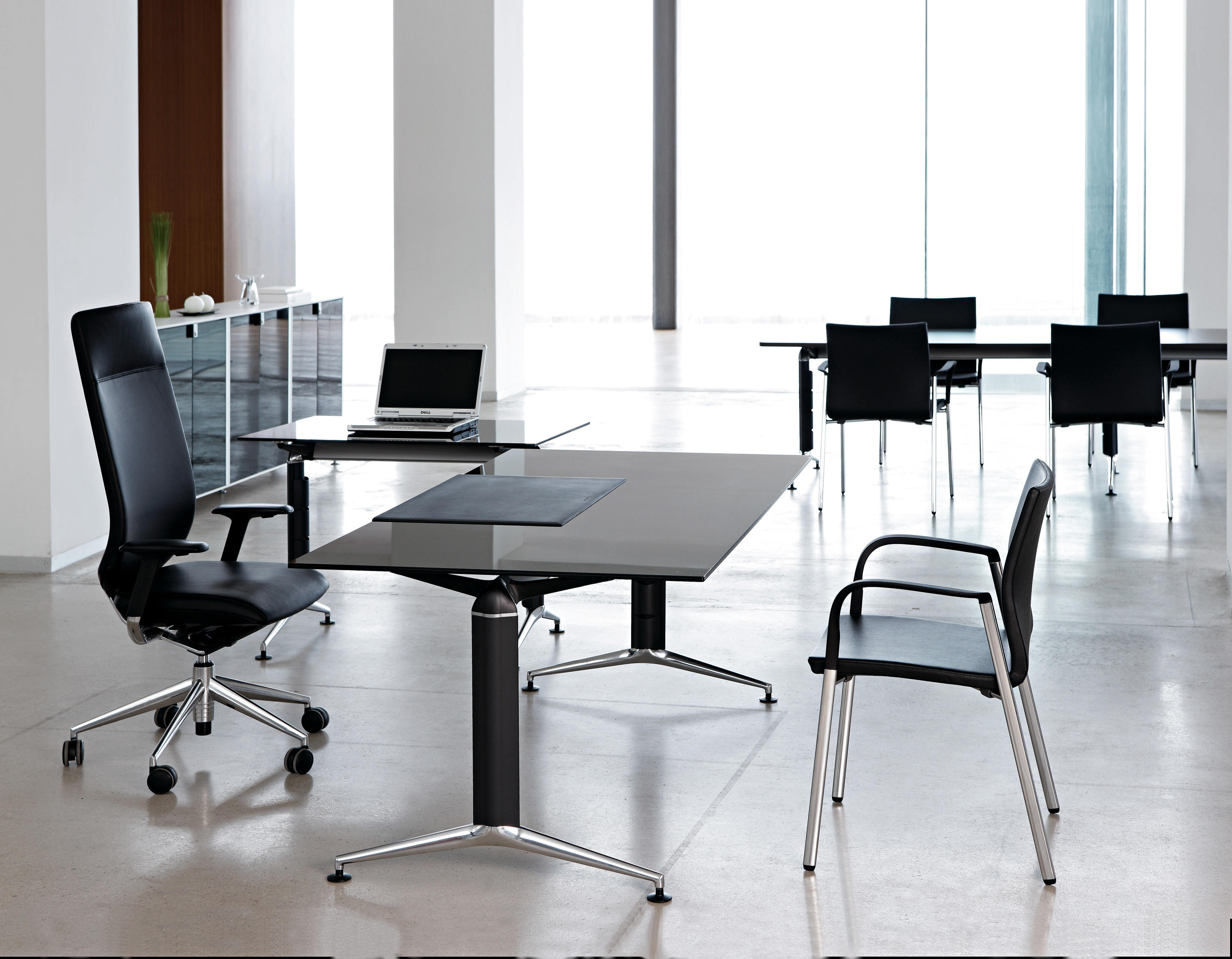 办公屏风|办公屏风系统|办公家具|设计师家具|TRAMA 员工桌系列