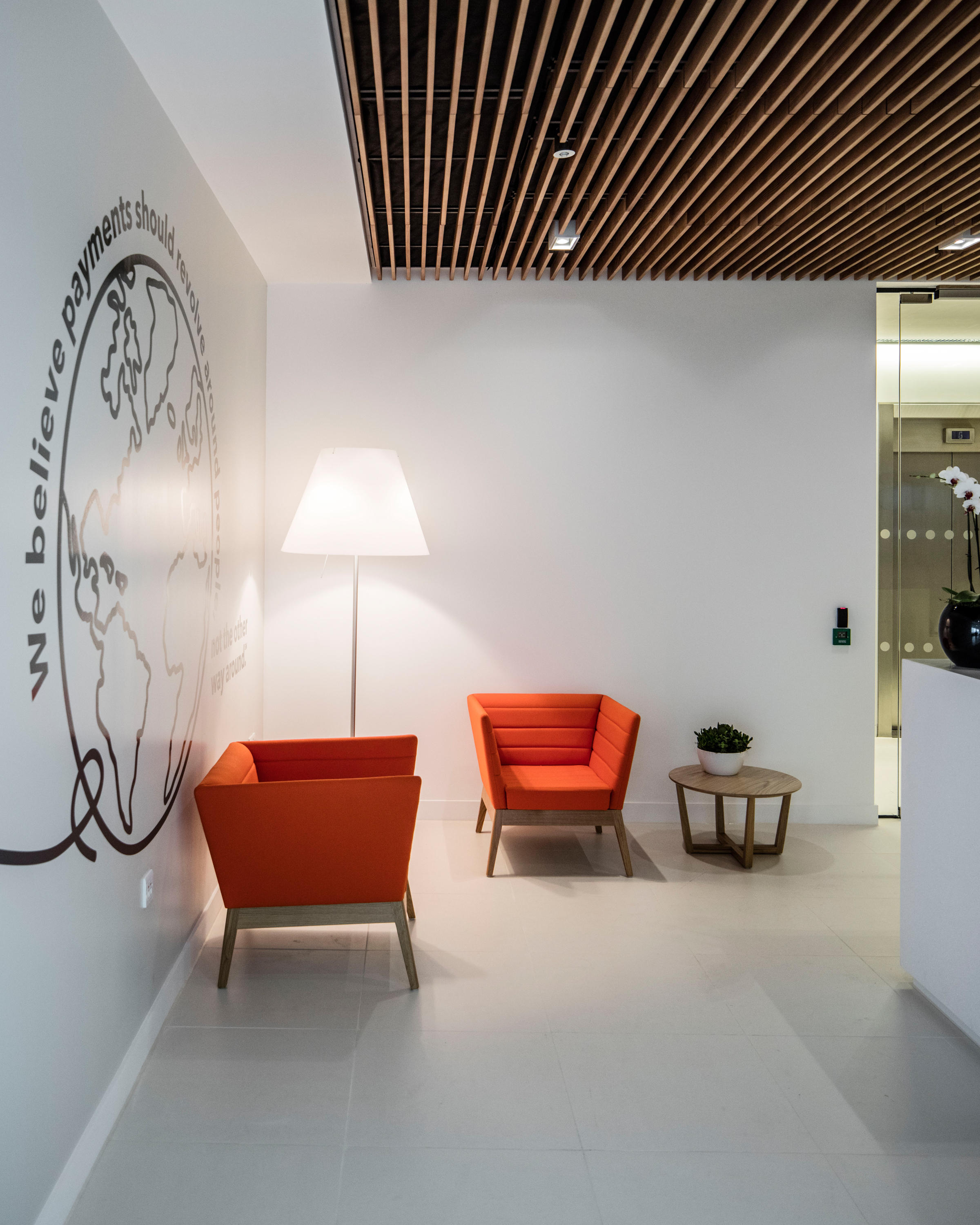 开云（中国） - 坐具|餐椅|办公家具|设计师家具|卡利斯托椅