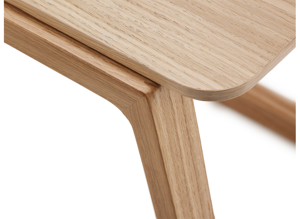 开云（中国） - 桌几|茶几/边几|办公家具|设计师家具|雪橇茶几