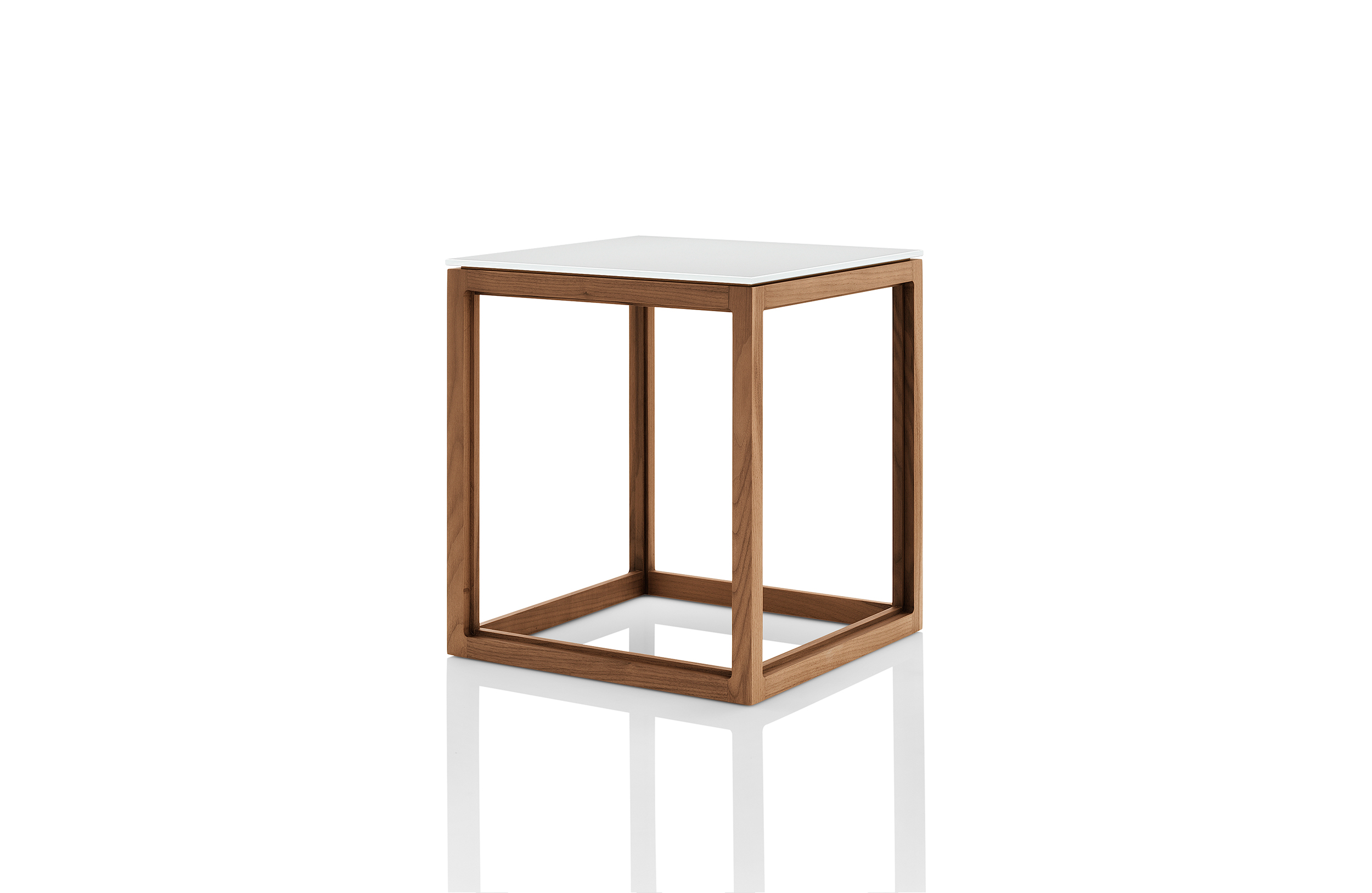 开云（中国） - 桌几|茶几/边几|办公家具|设计师家具|奥腾茶几