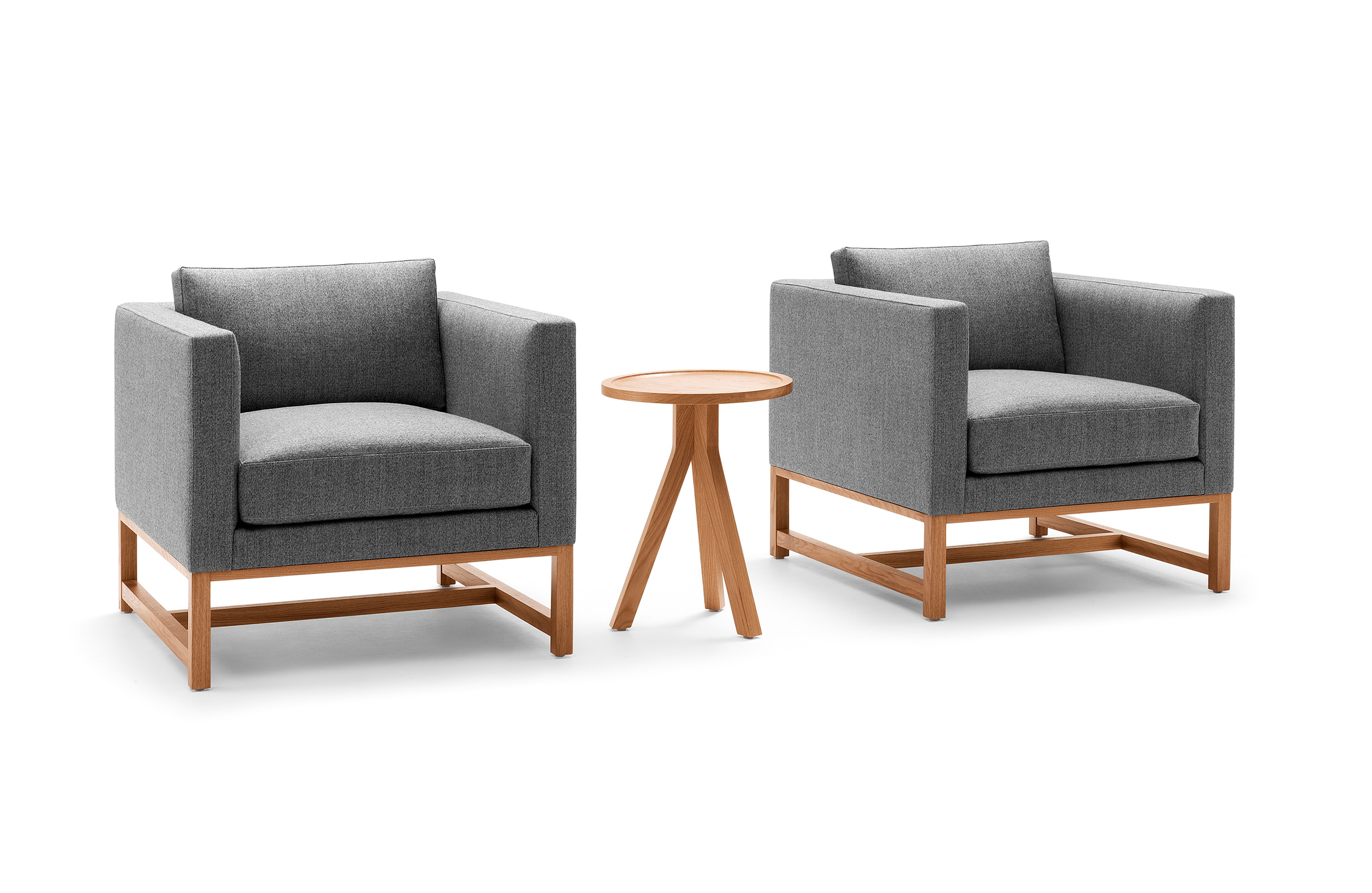 开云（中国） - 桌几|茶几/边几|办公家具|设计师家具|奥腾角几