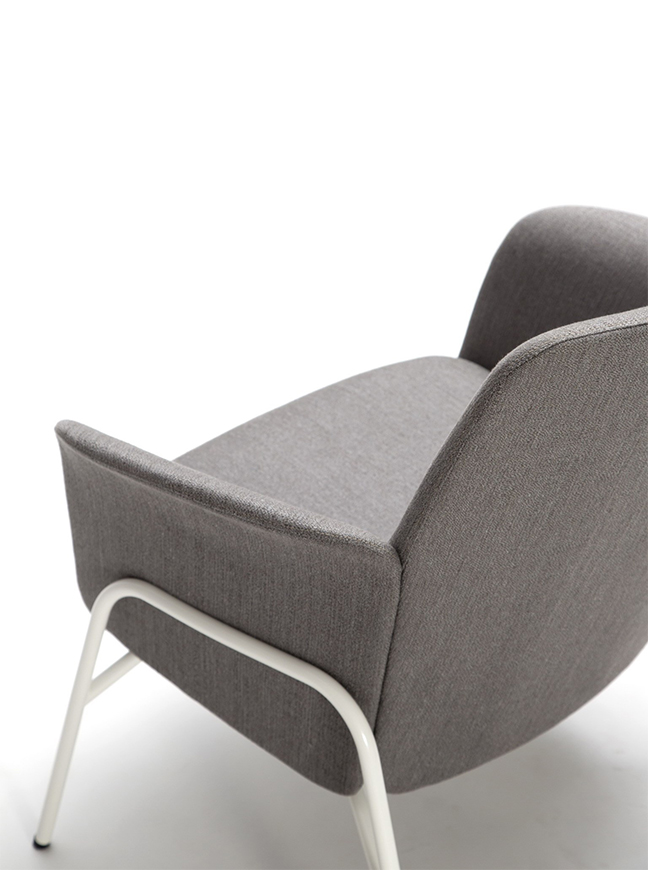 开云（中国） - 坐具|躺椅|办公家具|设计师家具|TAIVU扶手椅