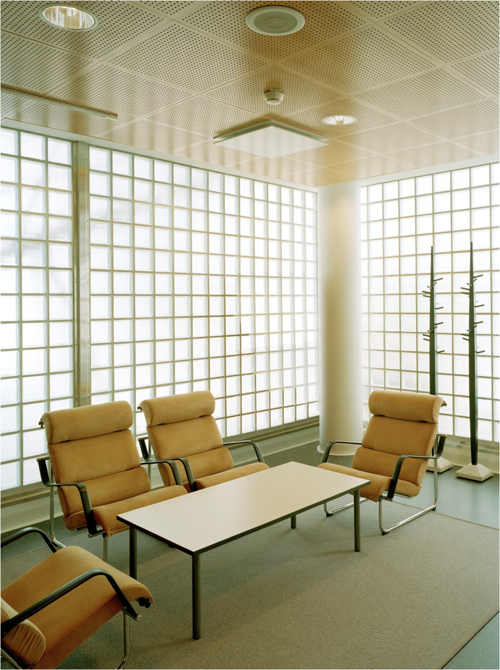 开云（中国） - 坐具|躺椅|办公家具|设计师家具|蕾蜜椅