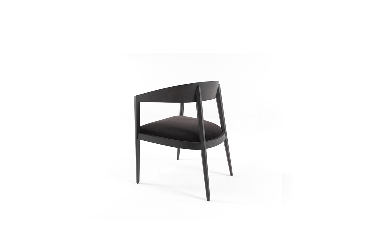 开云（中国） - 坐具|休闲椅|办公家具|设计师家具|Lizzie扶手椅