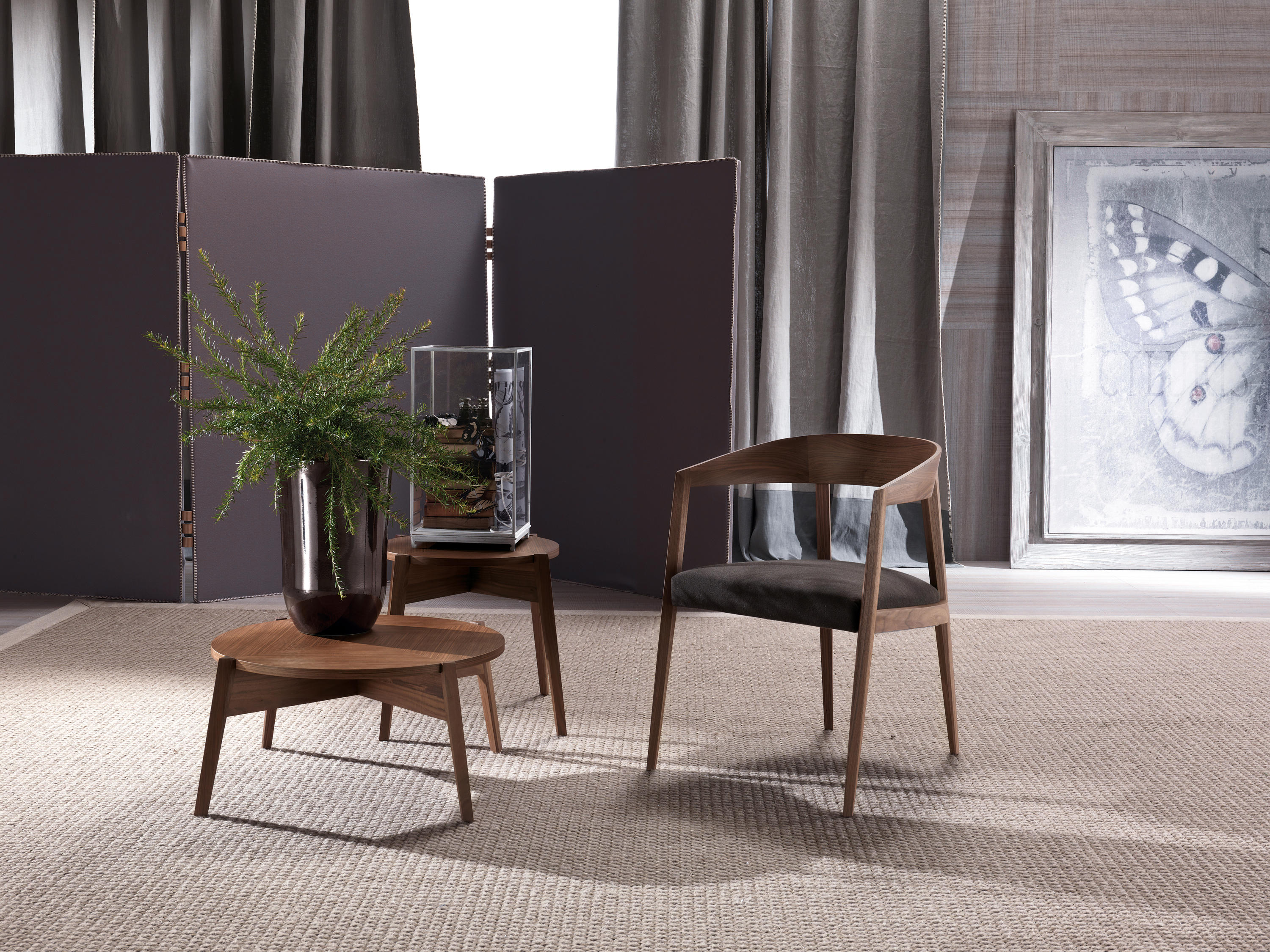 开云（中国） - 坐具|休闲椅|办公家具|设计师家具|Lizzie扶手椅