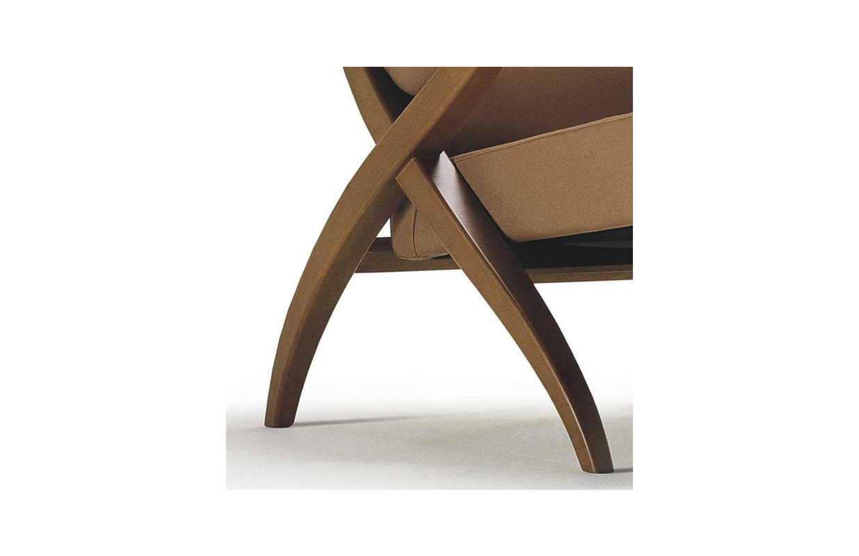 开云（中国） - 坐具|休闲椅|办公家具|设计师家具|Fiorenza扶手椅