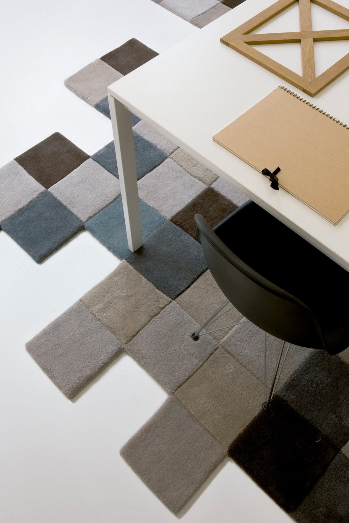 开云（中国） - 附件||办公家具|设计师家具|Do-Lo-Rez拼接地毯