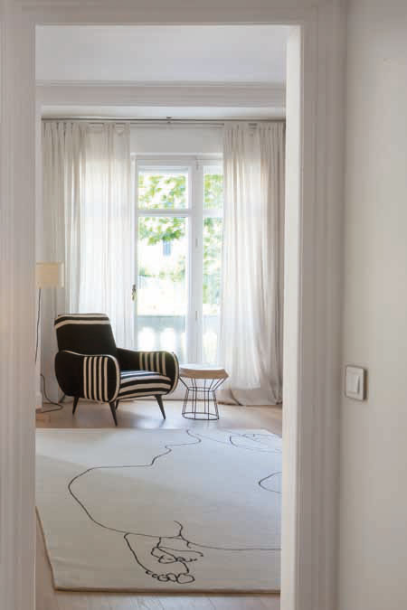 开云（中国） - 附件|地毯|办公家具|设计师家具|1948人类chillida壁毯