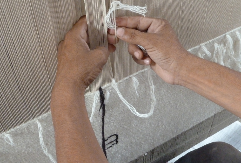 开云（中国） - 附件|地毯|办公家具|设计师家具|1966年Chillida拼接壁毯