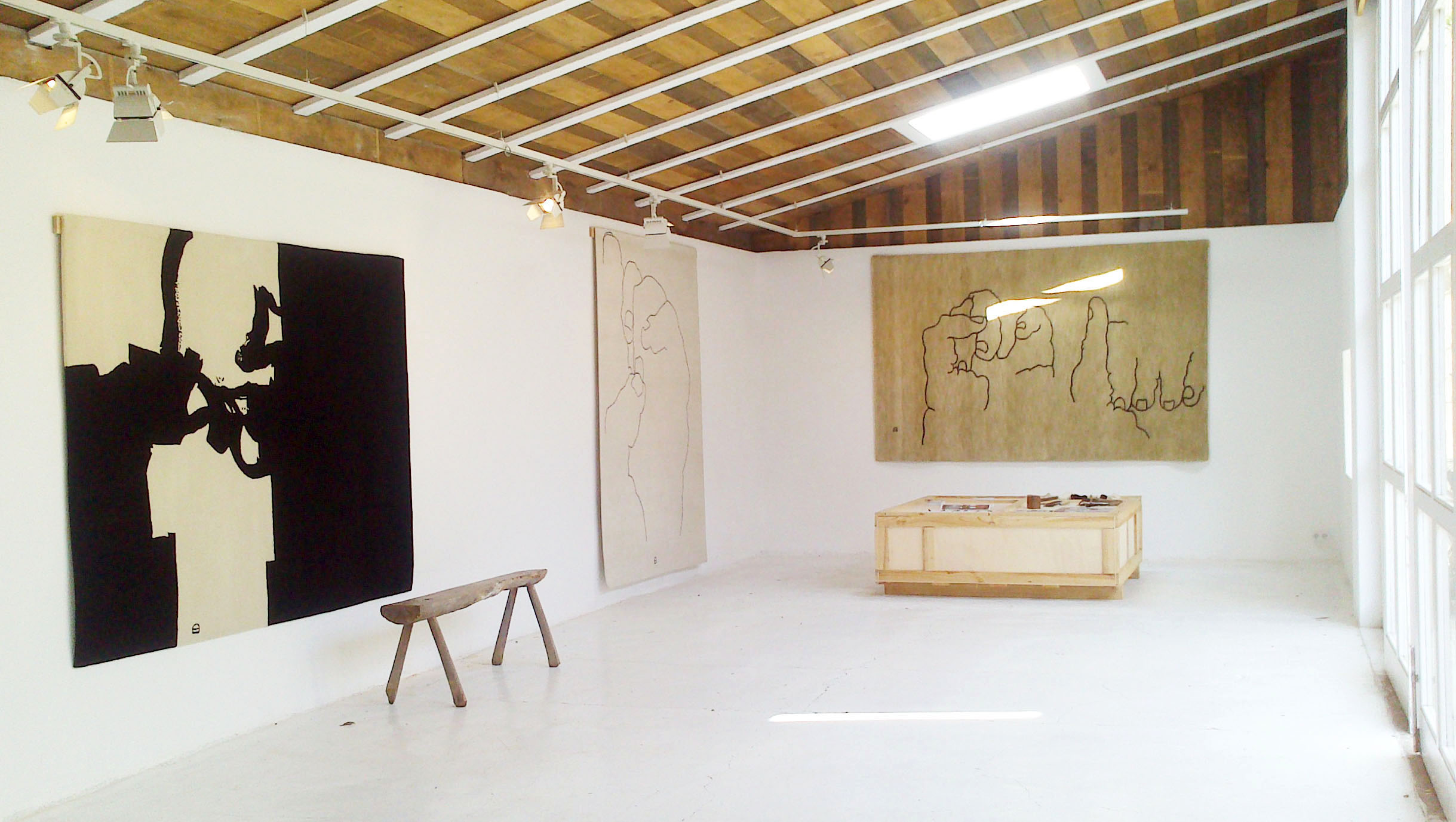 开云（中国） - 附件|地毯|办公家具|设计师家具|1966年Chillida拼接壁毯