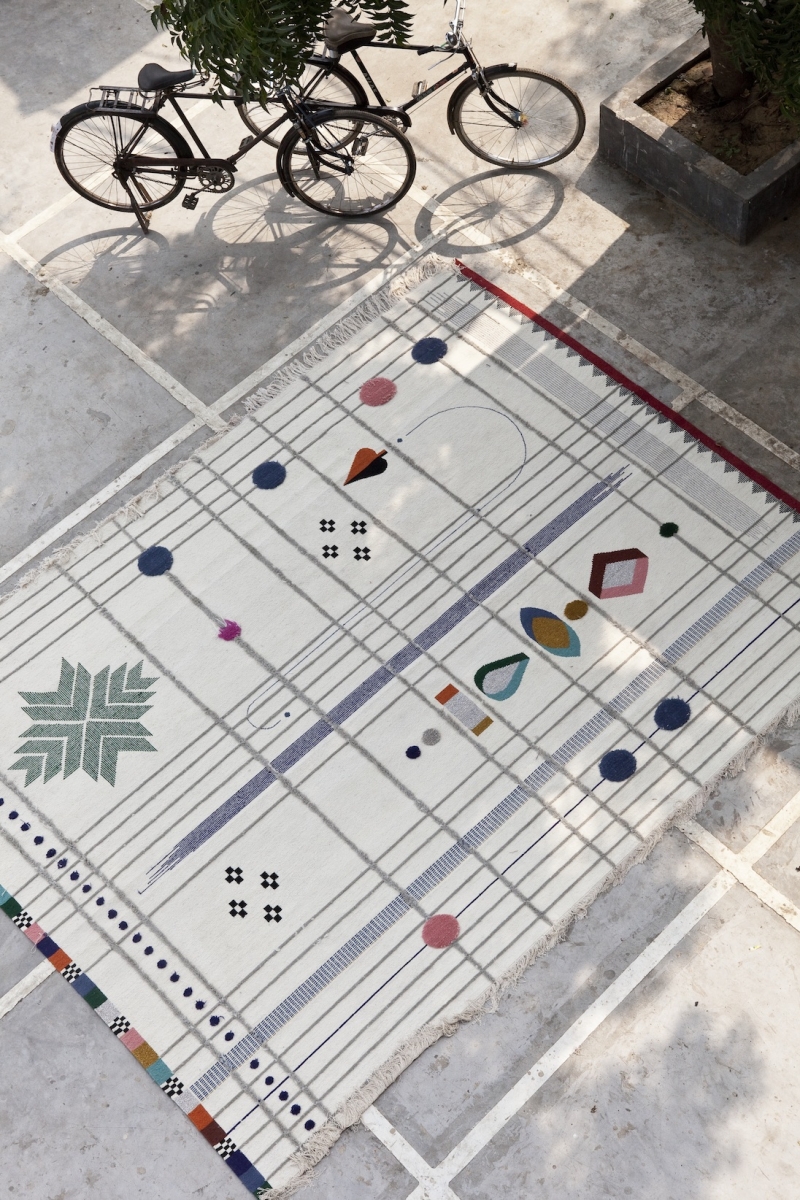 开云（中国） - 附件|地毯|办公家具|设计师家具|拉巴尼1地毯