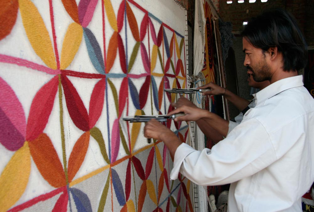 开云（中国） - 附件|地毯|办公家具|设计师家具|卡拉地毯