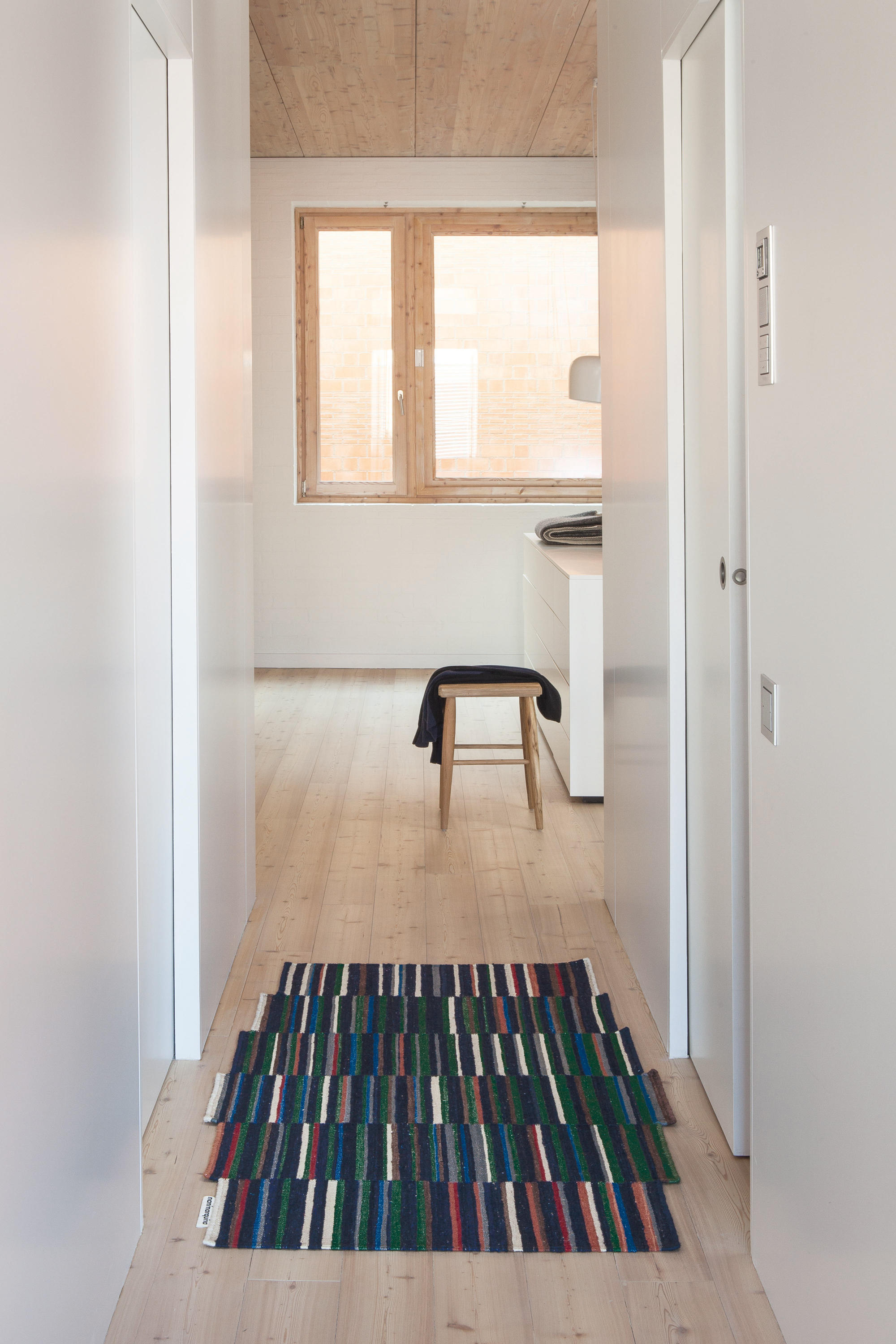 开云（中国） - 附件|地毯|办公家具|设计师家具|晶格地毯