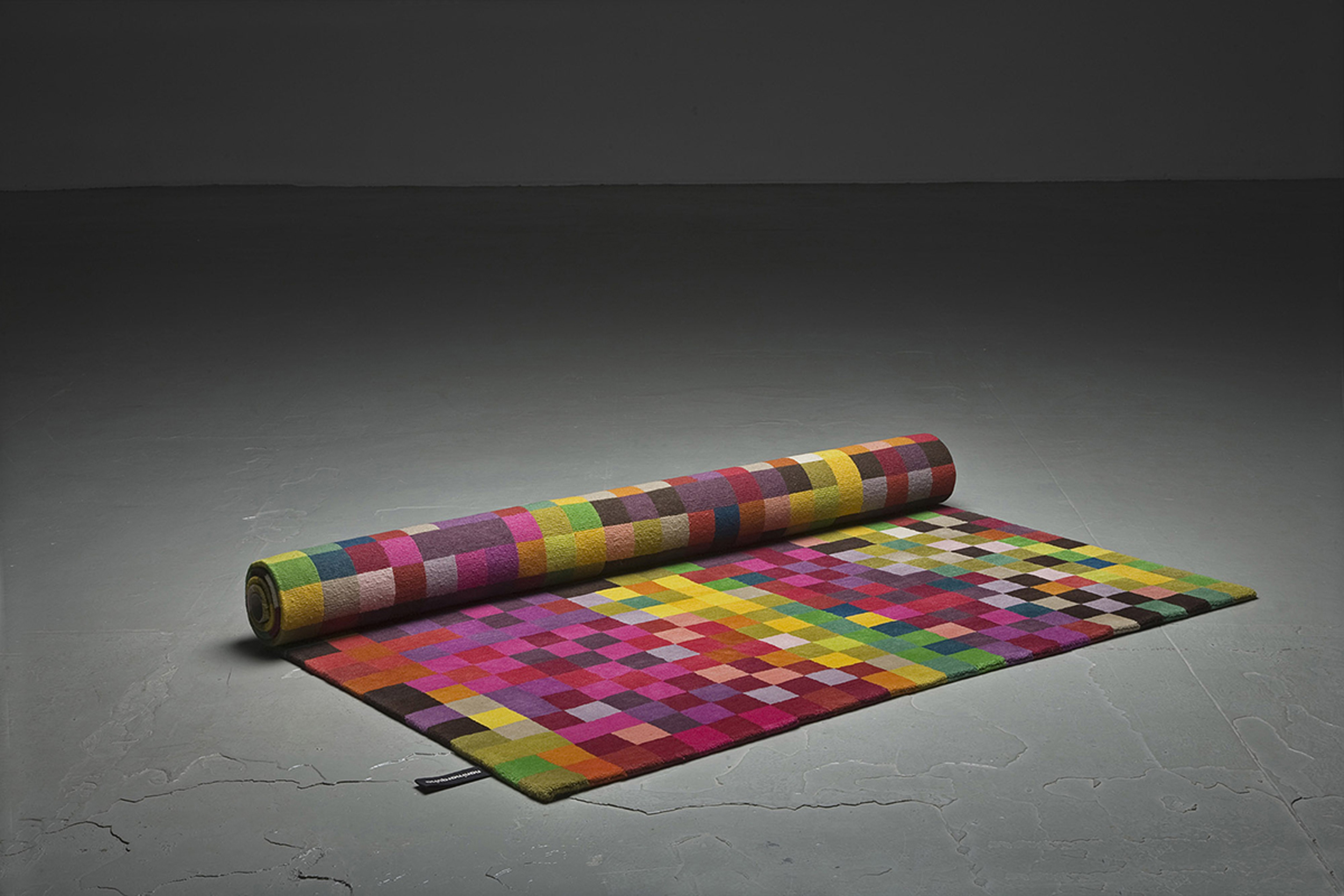 开云（中国） - 附件|地毯|办公家具|设计师家具|数字地毯