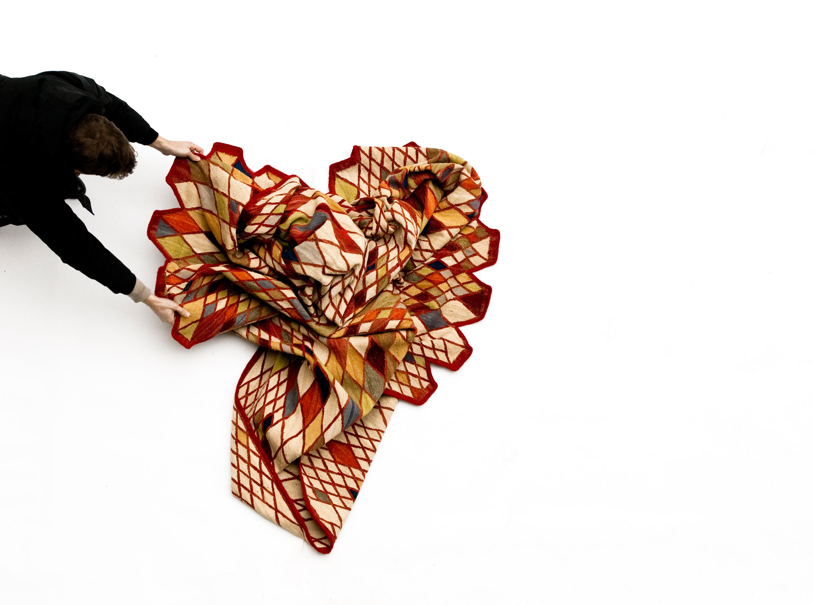 开云（中国） - 附件|地毯|办公家具|设计师家具|钻石地毯