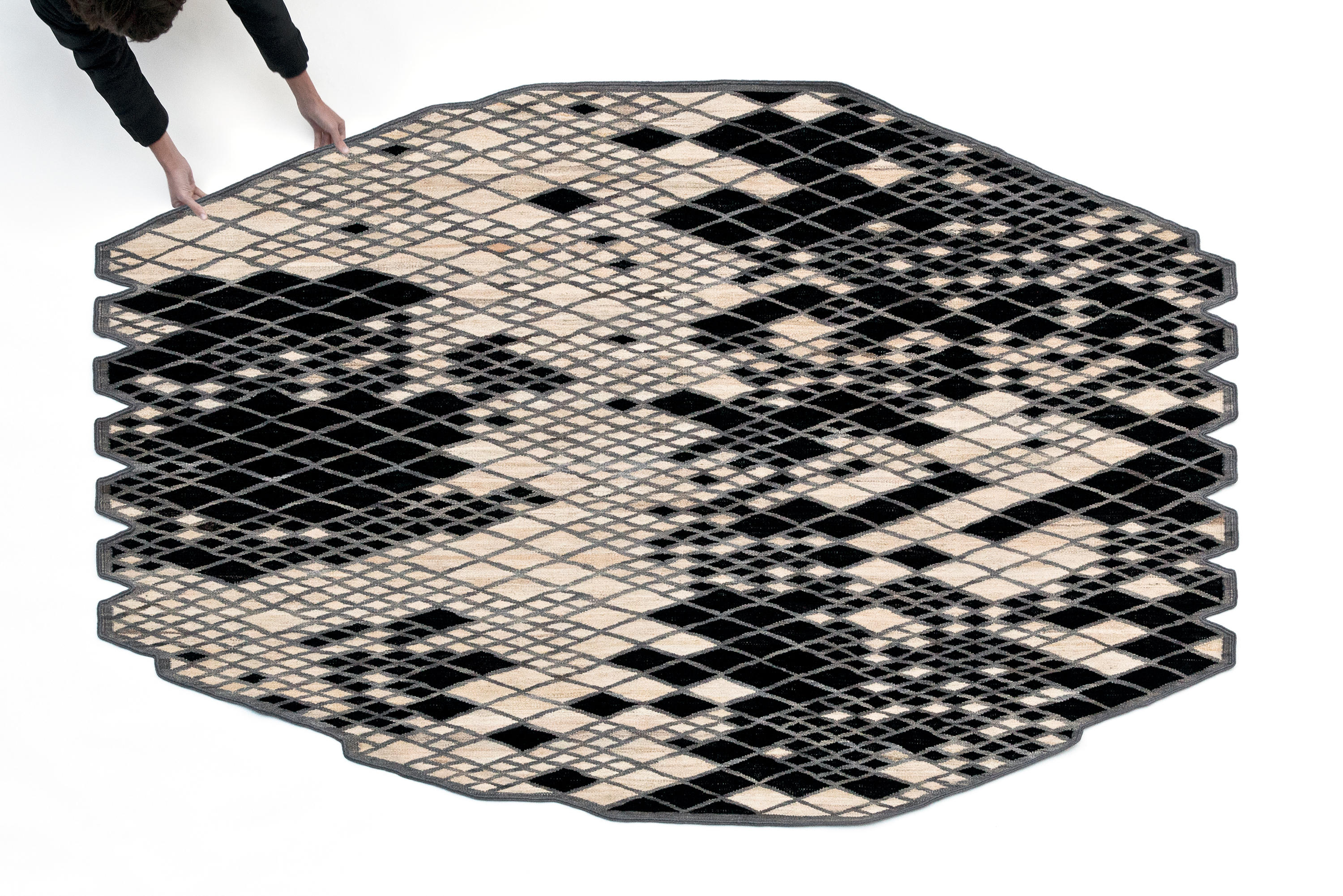 开云（中国） - 附件|地毯|办公家具|设计师家具|钻石地毯