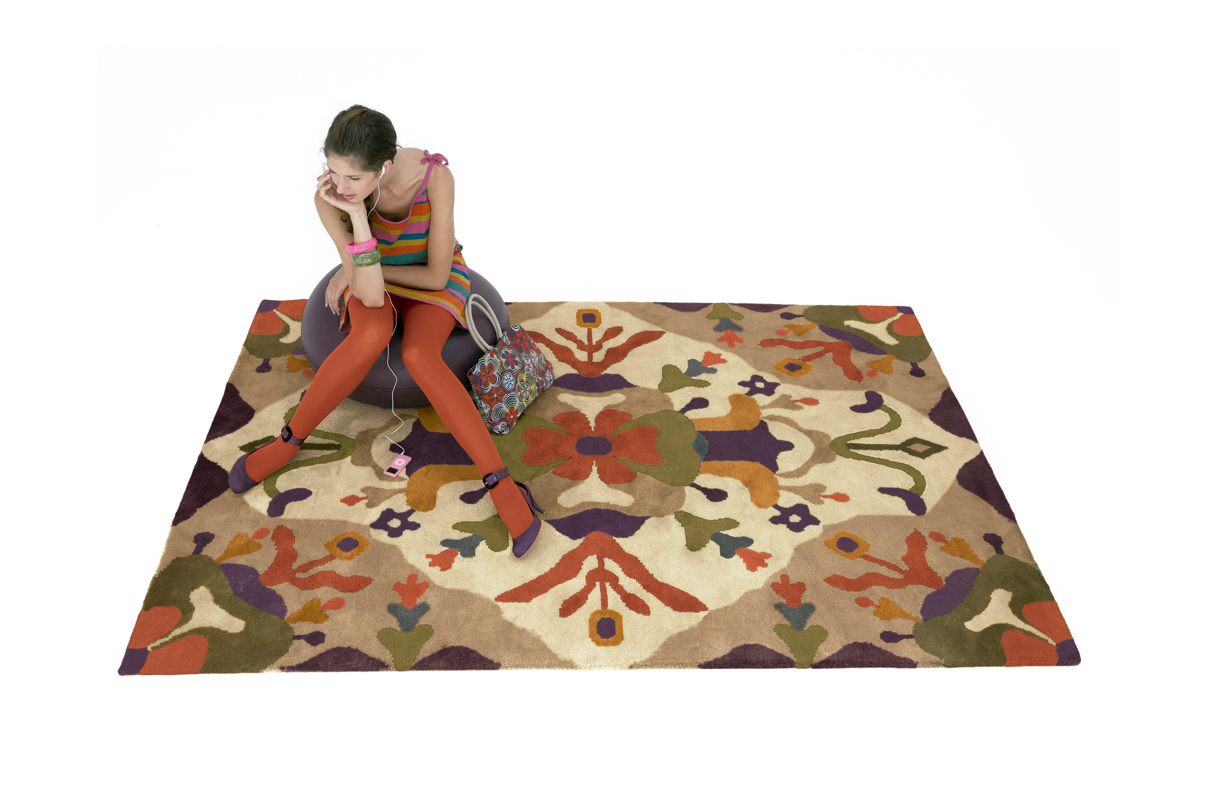 开云（中国） - 附件|地毯|办公家具|设计师家具|维多利亚地毯