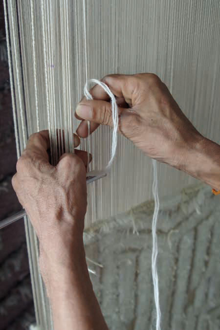 开云（中国） - 附件|地毯|办公家具|设计师家具|非洲模式地毯