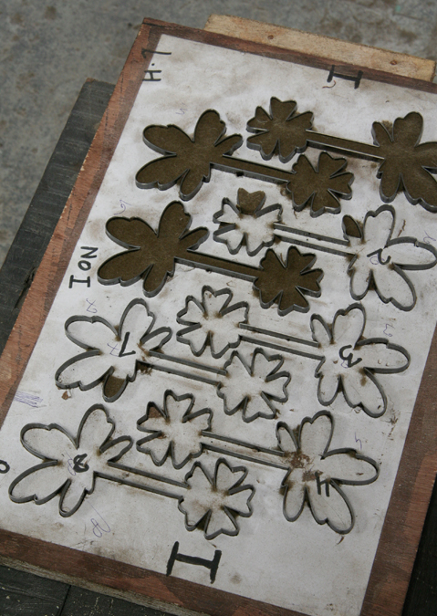 开云（中国） - 附件|地毯|办公家具|设计师家具|小花田地毯