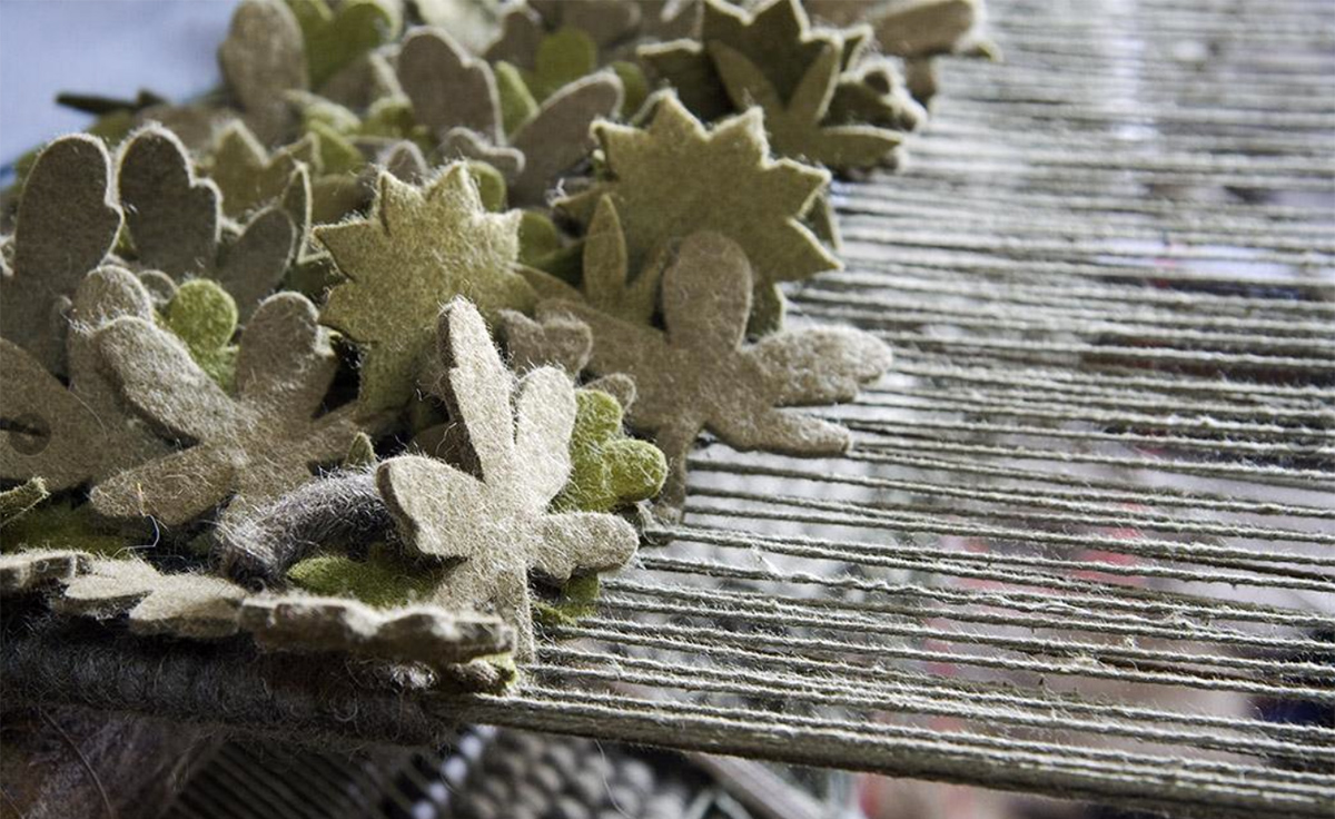 开云（中国） - 附件|地毯|办公家具|设计师家具|小花田地毯