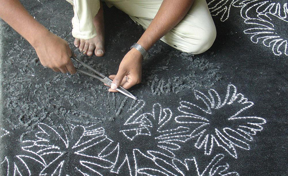 开云（中国） - 附件|地毯|办公家具|设计师家具|亚洲地毯