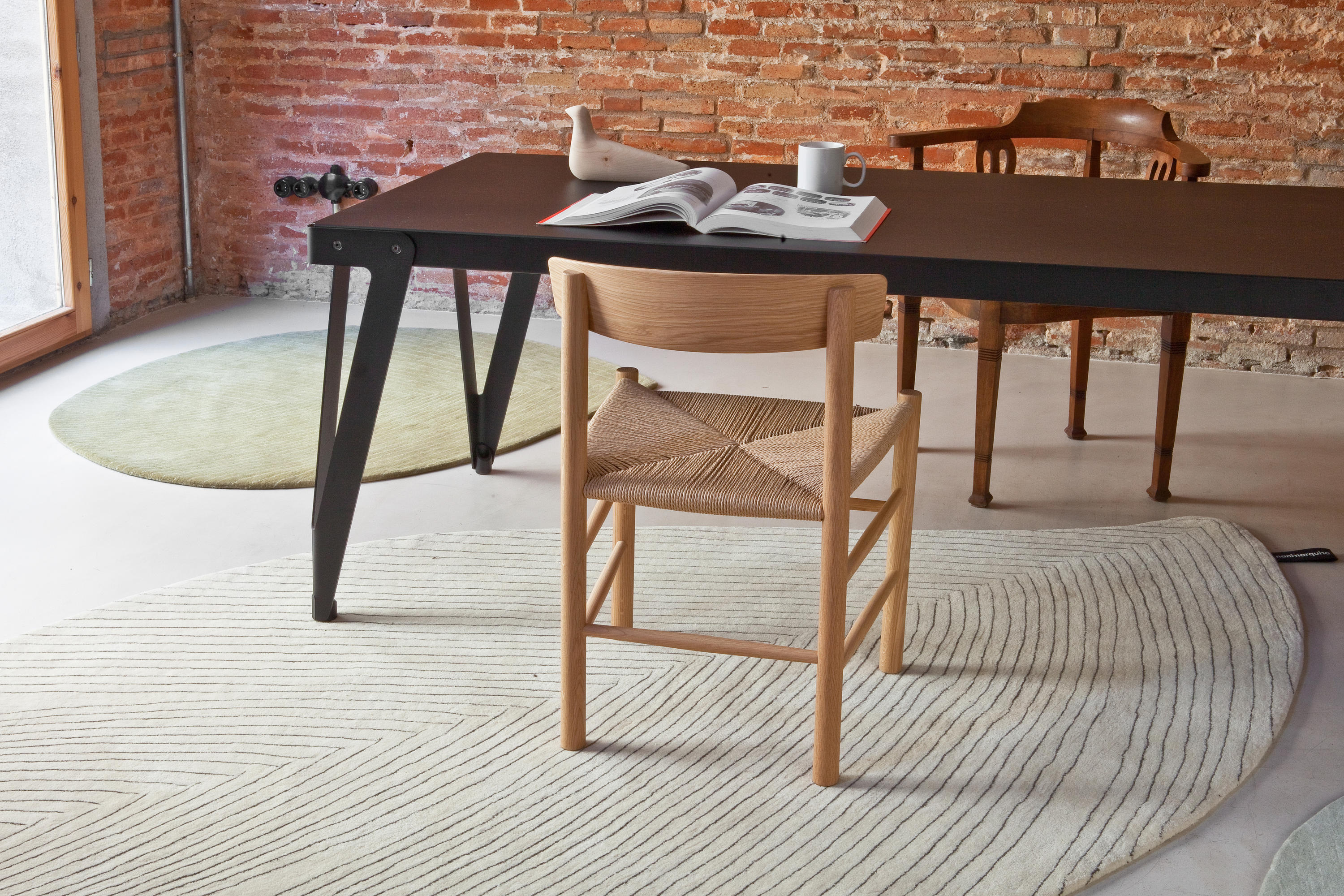 开云（中国） - 附件|地毯|办公家具|设计师家具|羽毛地毯