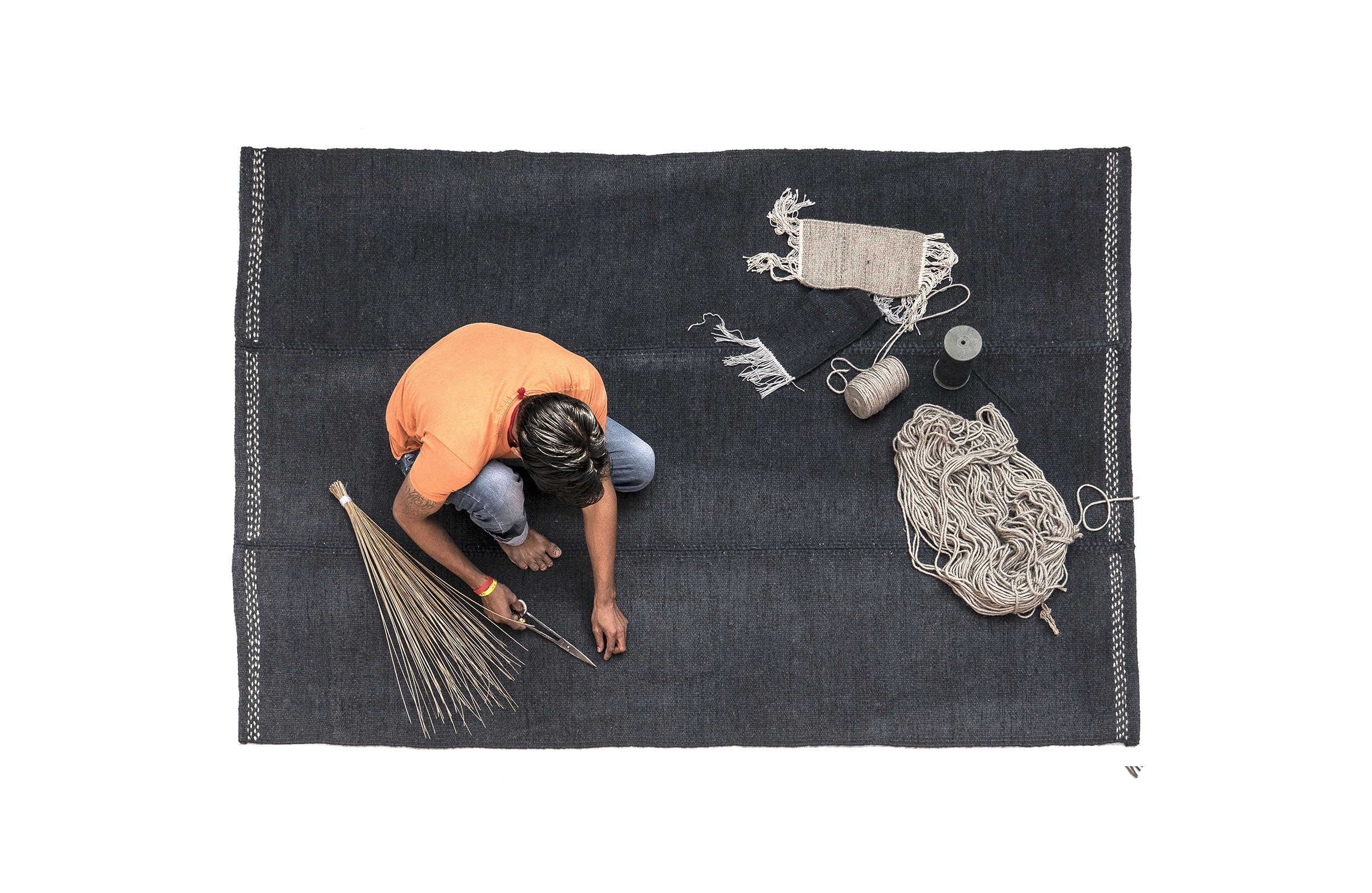 开云（中国） - 附件|地毯|办公家具|设计师家具|米娅地毯