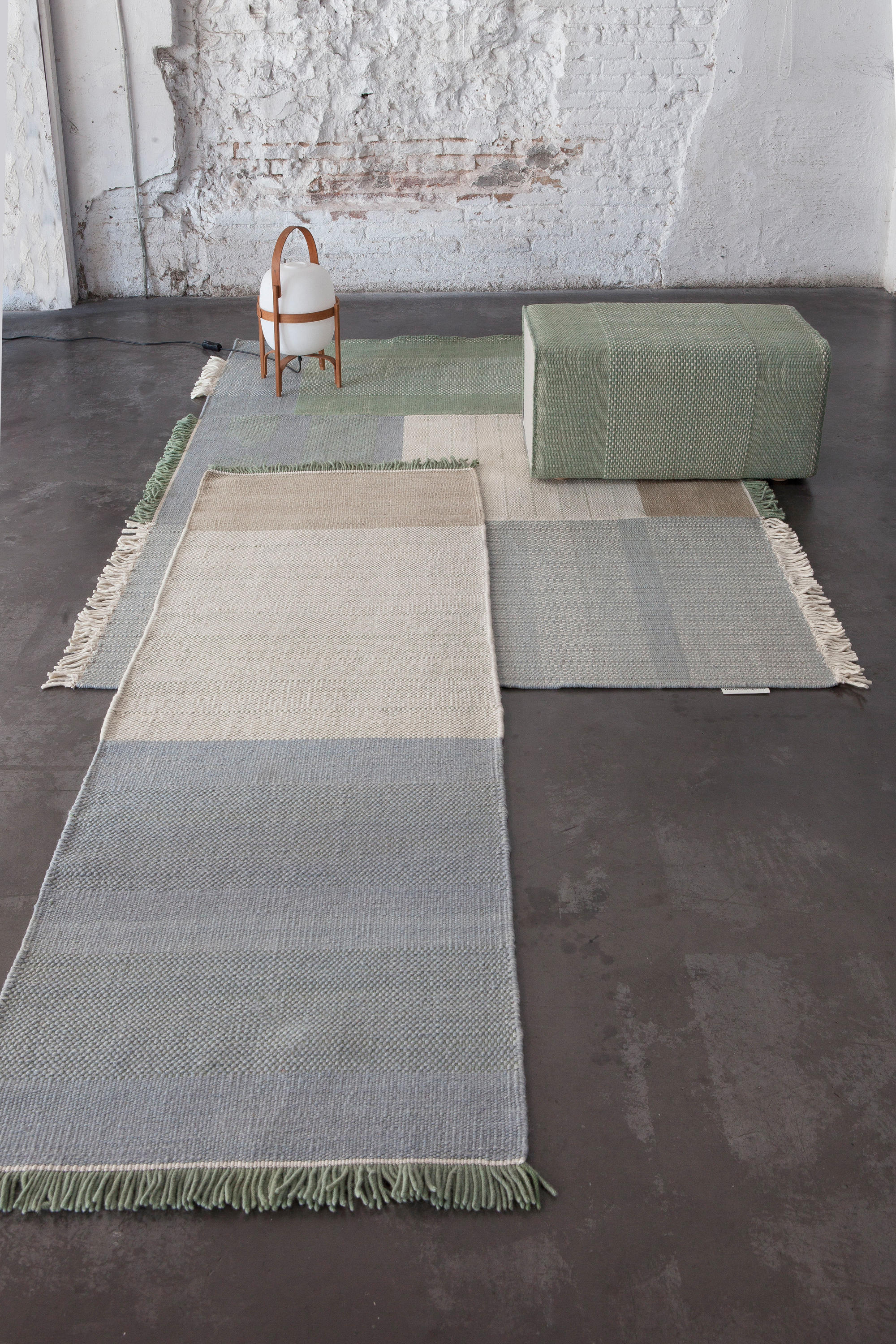 开云（中国） - 附件|地毯|办公家具|设计师家具|非常地毯