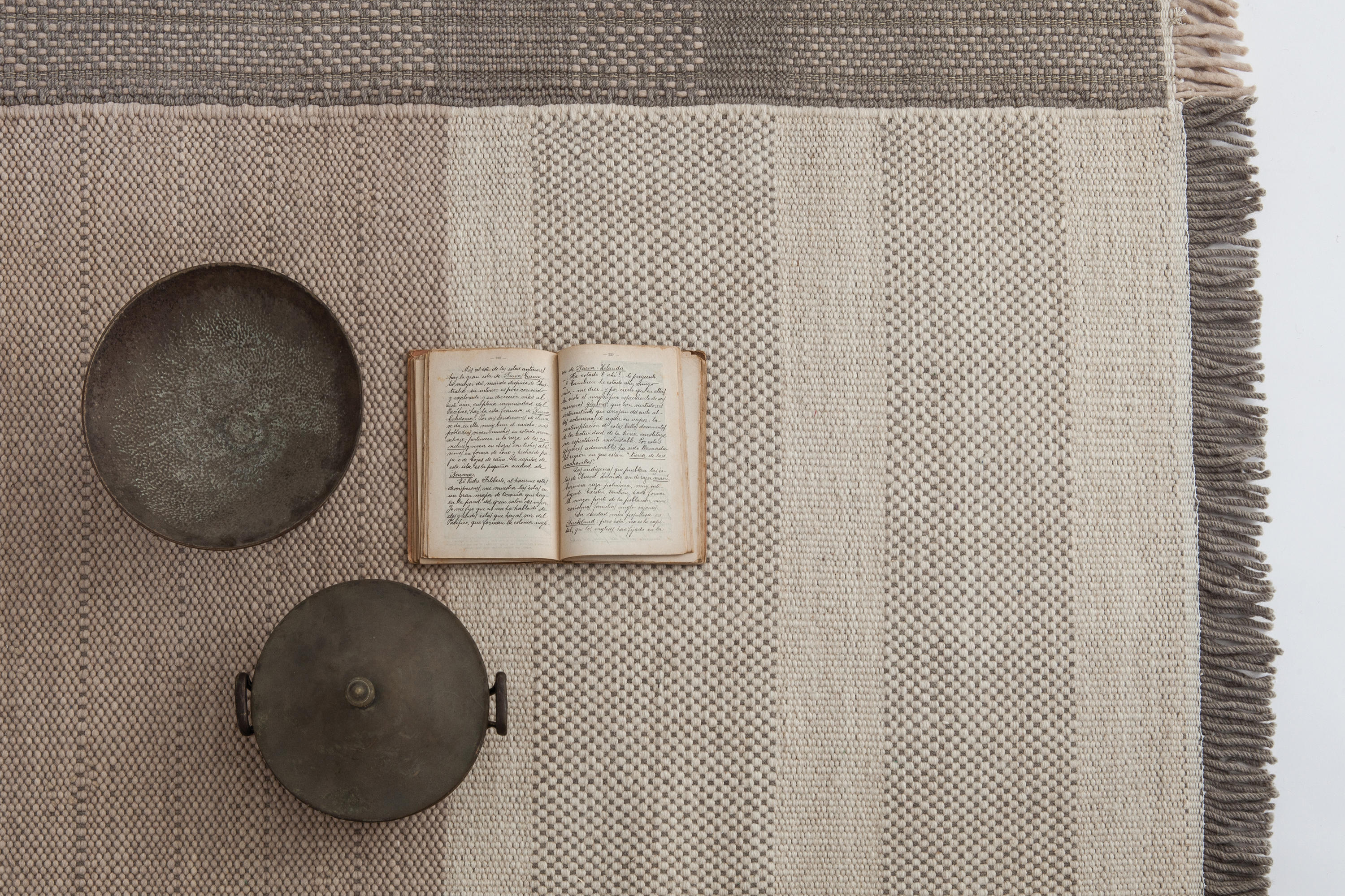 开云（中国） - 附件|地毯|办公家具|设计师家具|非常地毯