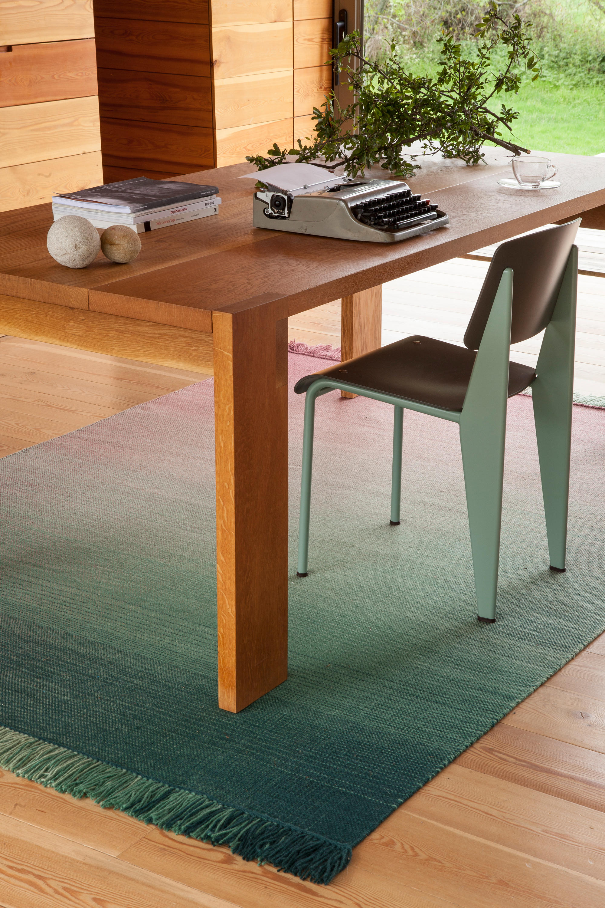 开云（中国） - 附件|地毯|办公家具|设计师家具|阴影调色1地毯