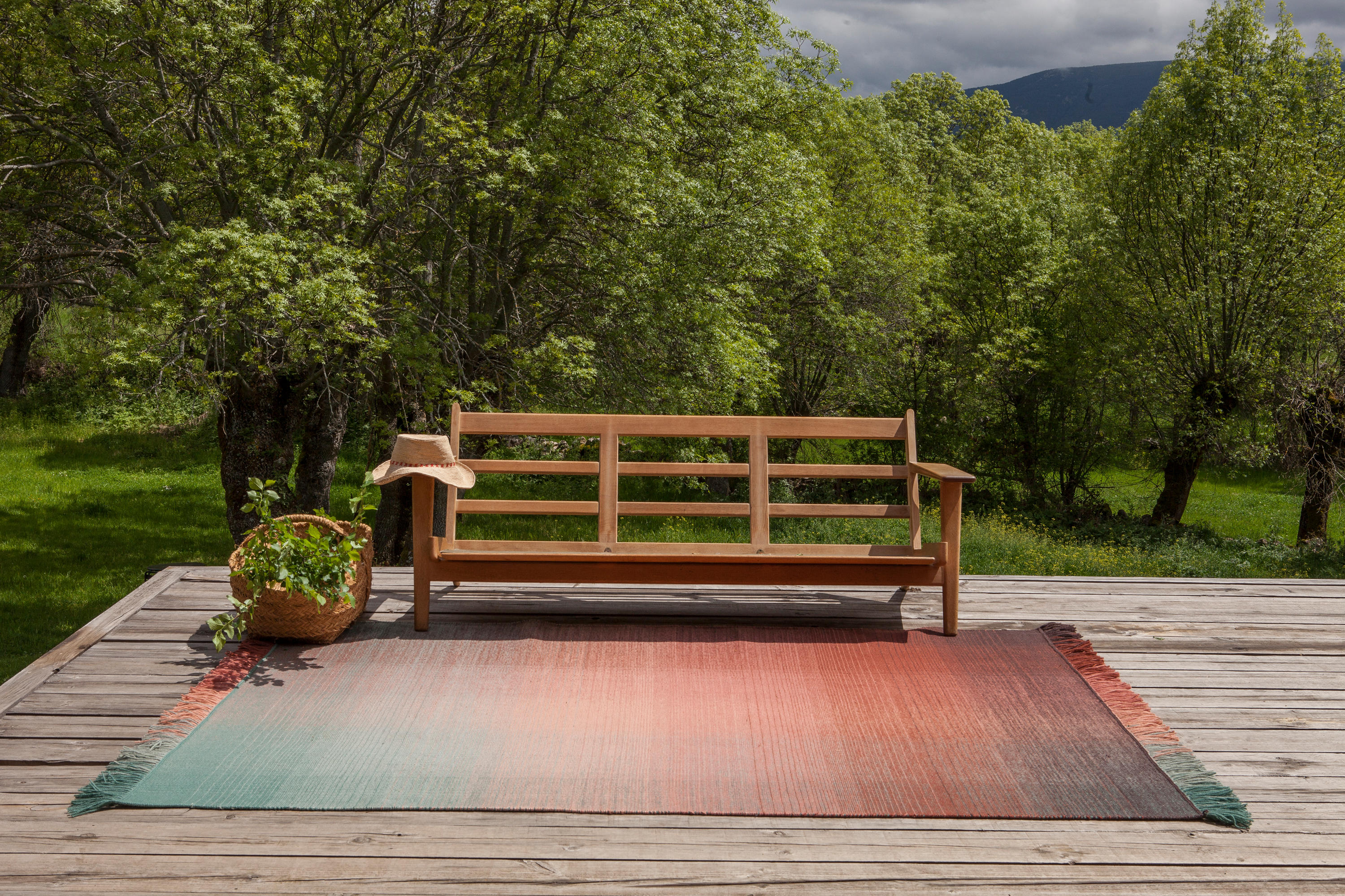 开云（中国） - 附件|地毯|办公家具|设计师家具|阴影调色1地毯