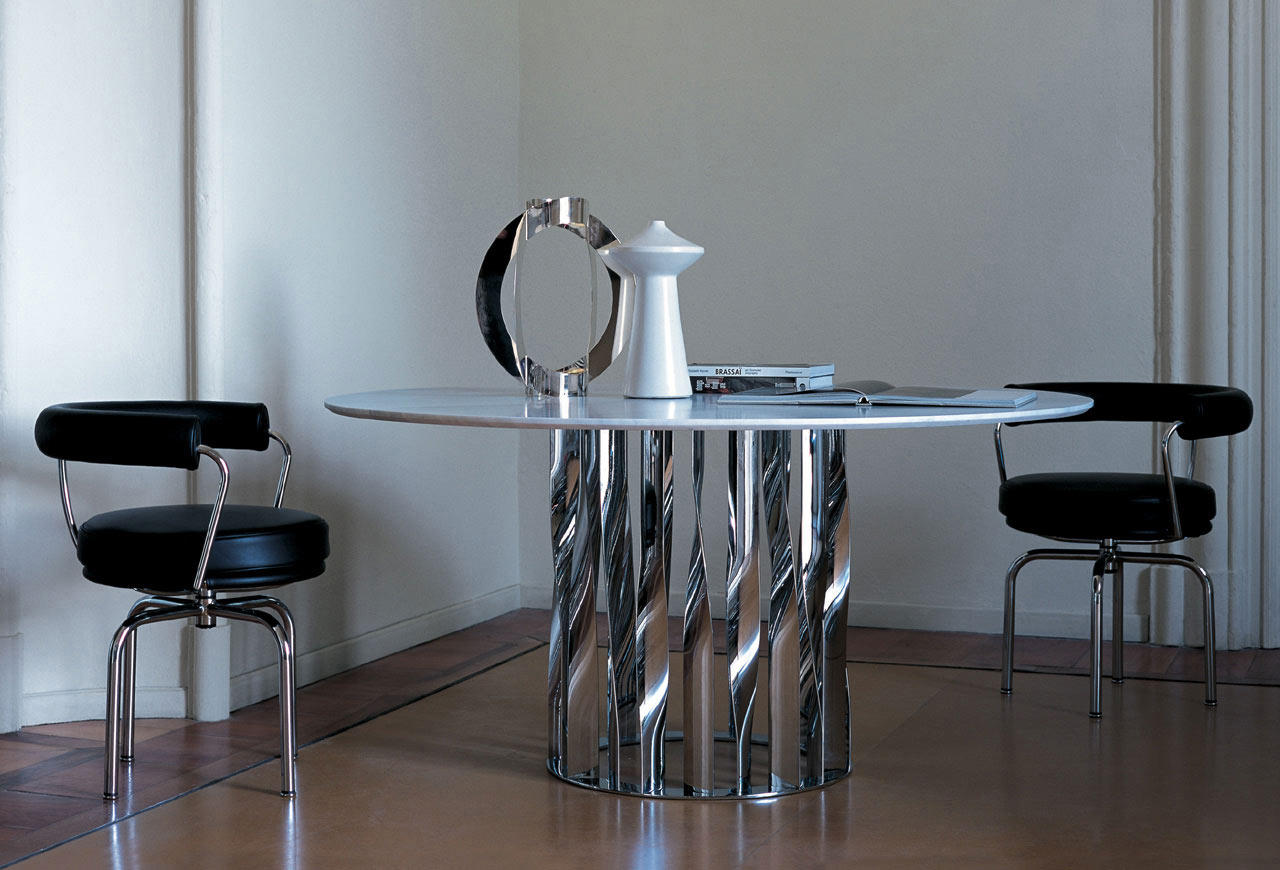 开云（中国） - 桌几|餐桌|办公家具|设计师家具|波波里餐桌