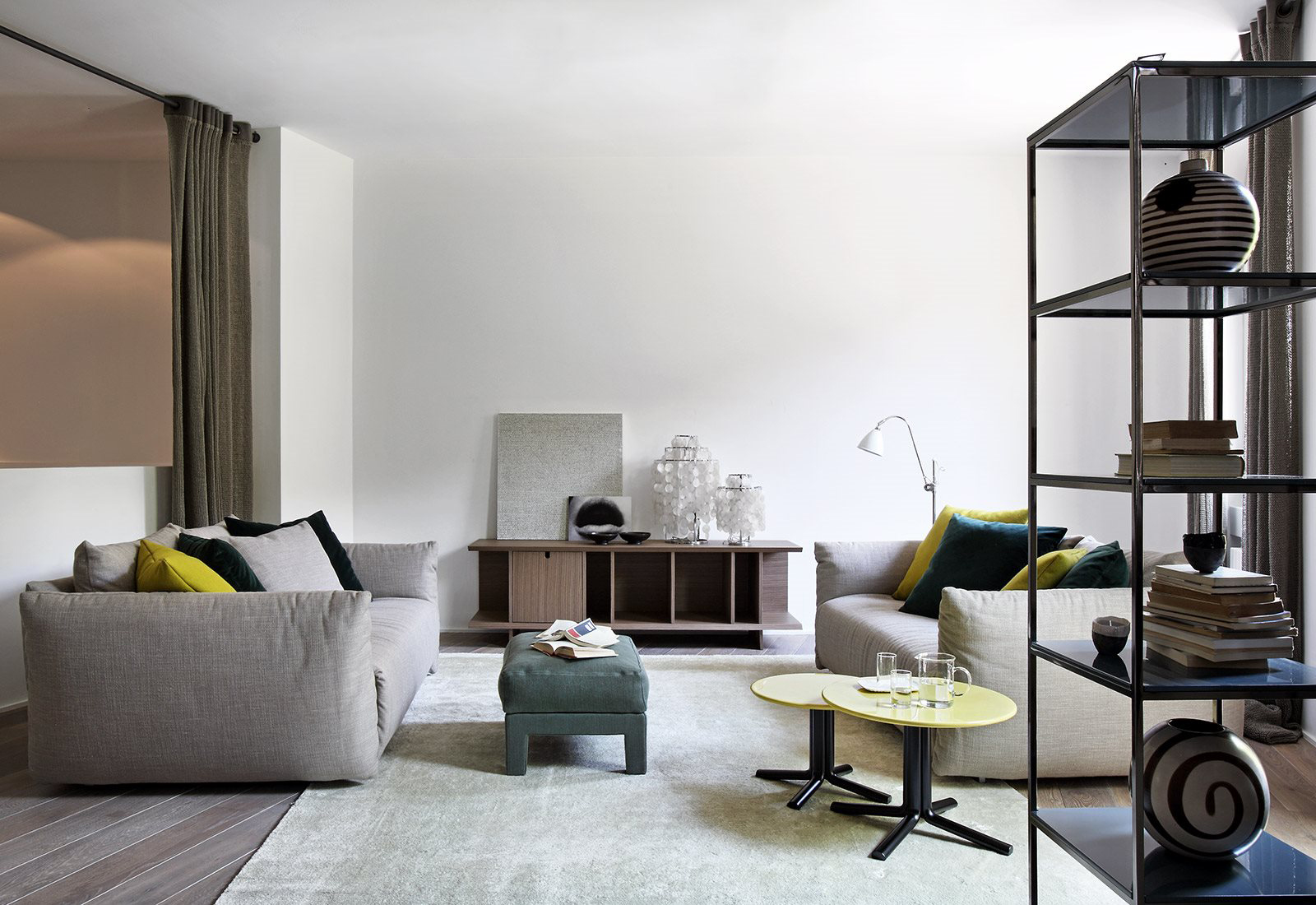 开云（中国） - 桌几|茶几/边几|办公家具|设计师家具|米勒