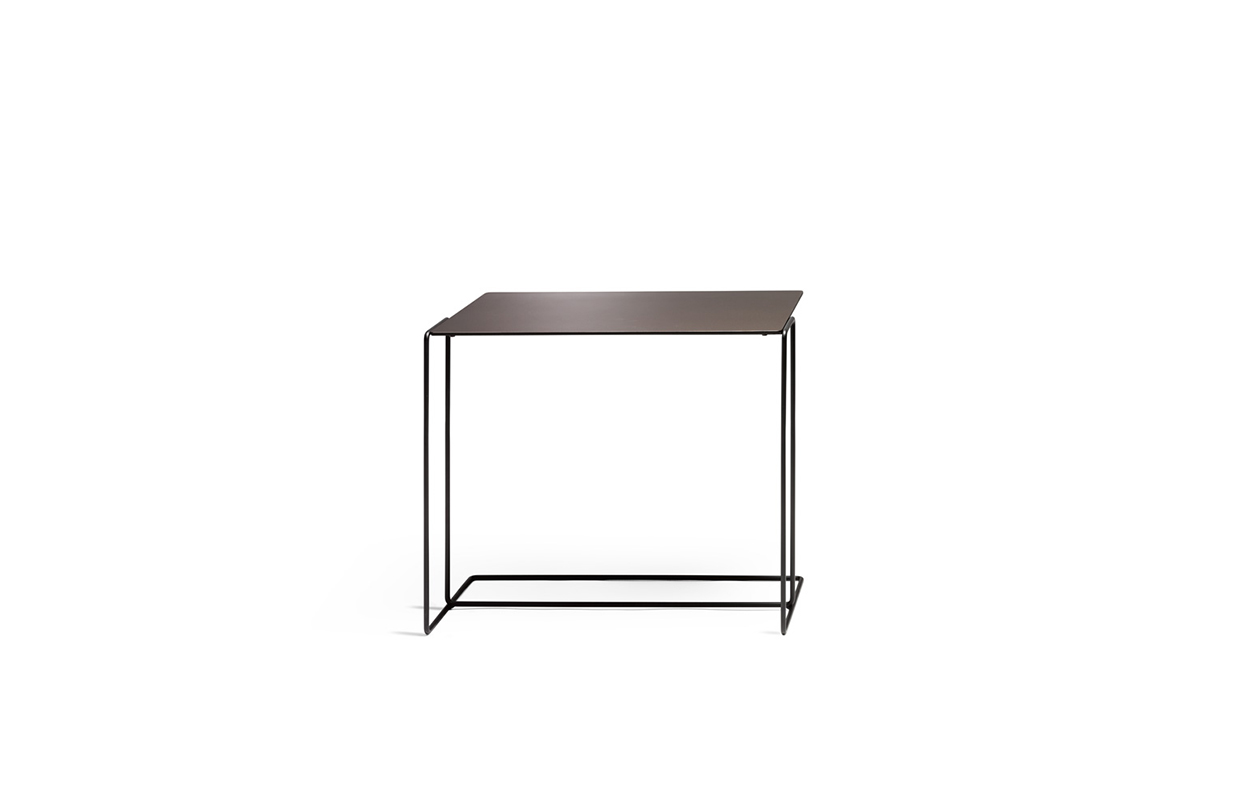 开云（中国） - 桌几|茶几/边几|办公家具|设计师家具|oki桌几