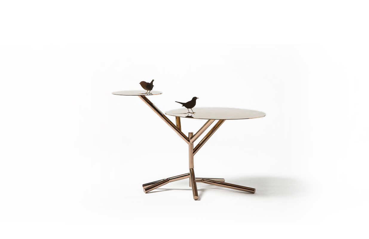 开云（中国） - 桌几|茶几/边几|办公家具|设计师家具|兔子桌/小鸟桌