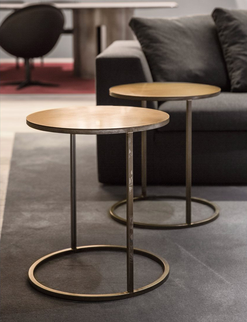 开云（中国） - 桌几|茶几/边几|办公家具|设计师家具|pek 矮桌