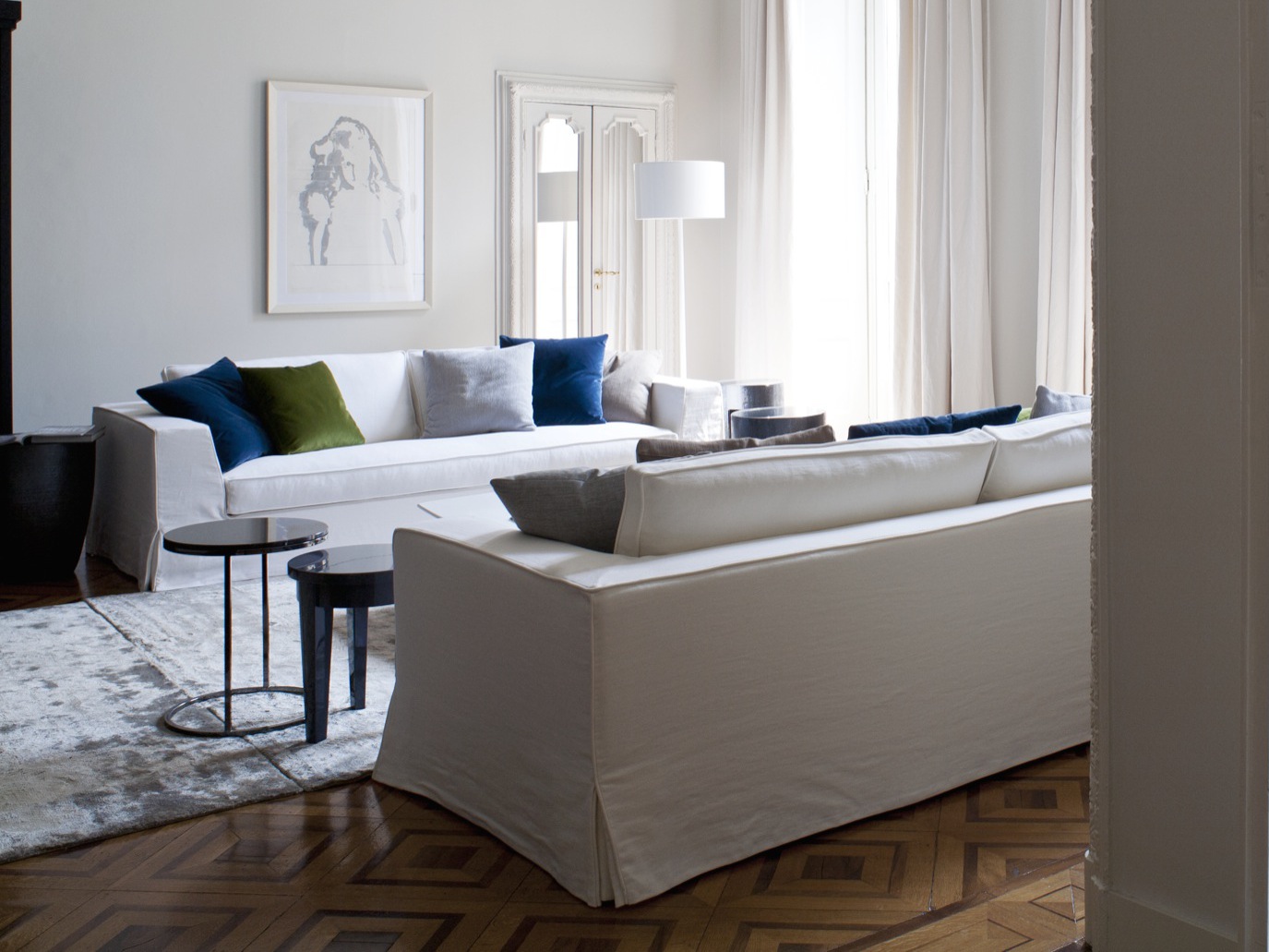 开云（中国） - 桌几|茶几/边几|办公家具|设计师家具|pek 矮桌