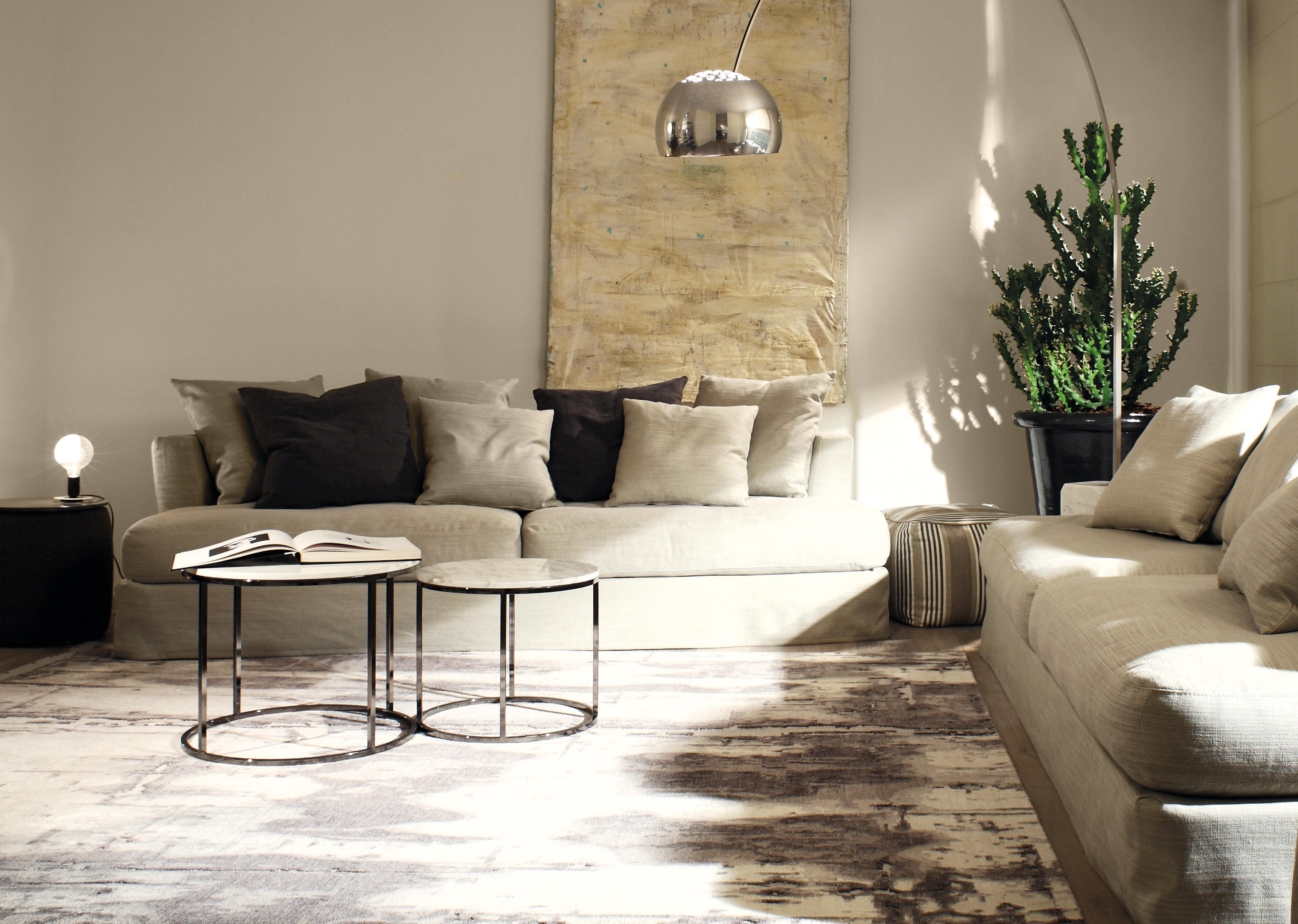 开云（中国） - 桌几|茶几/边几|办公家具|设计师家具|Blom圆茶几